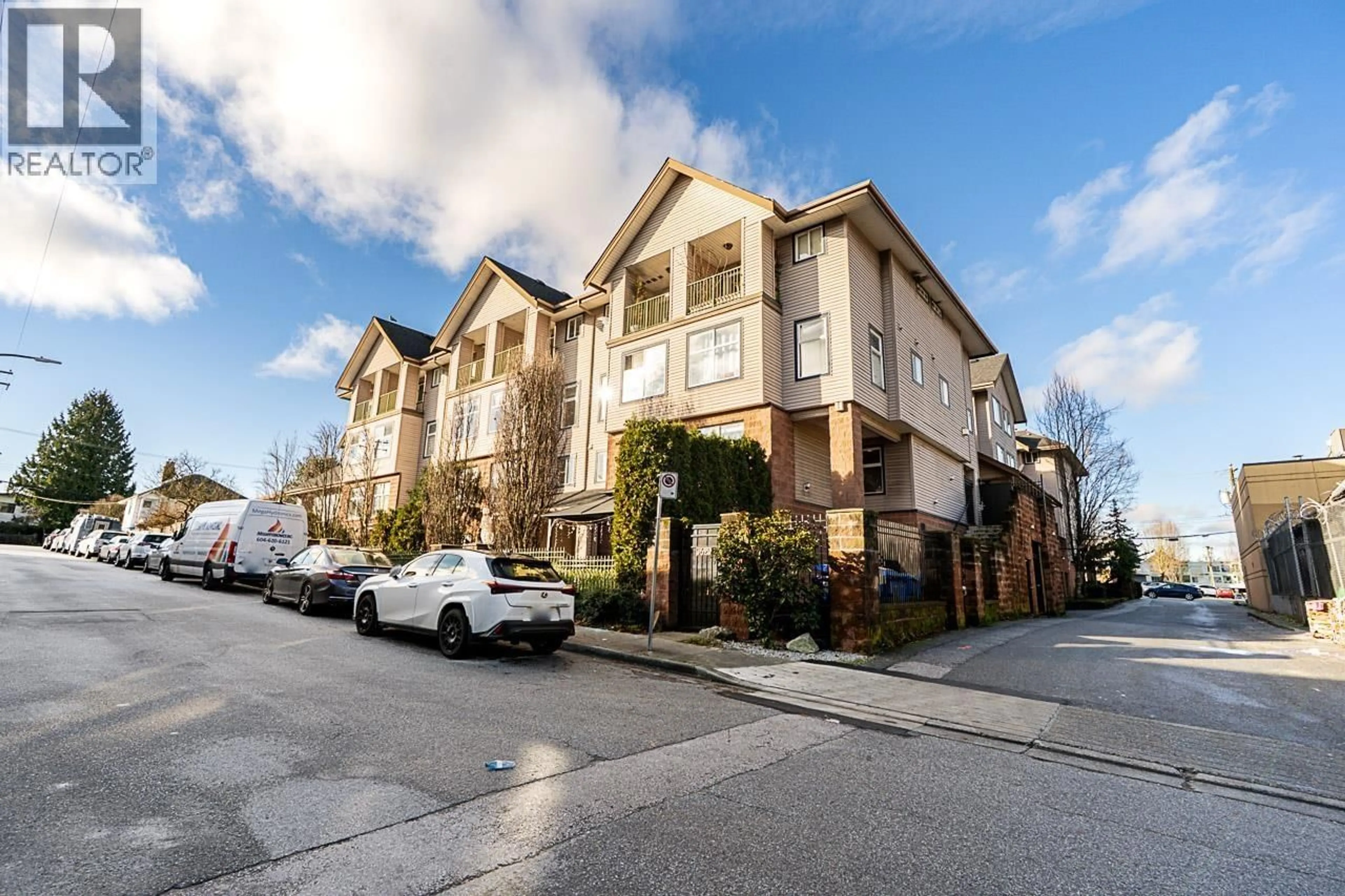 A pic from outside/outdoor area/front of a property/back of a property/a pic from drone, street for 211 - 5625 SENLAC STREET, Vancouver British Columbia V5R6G8