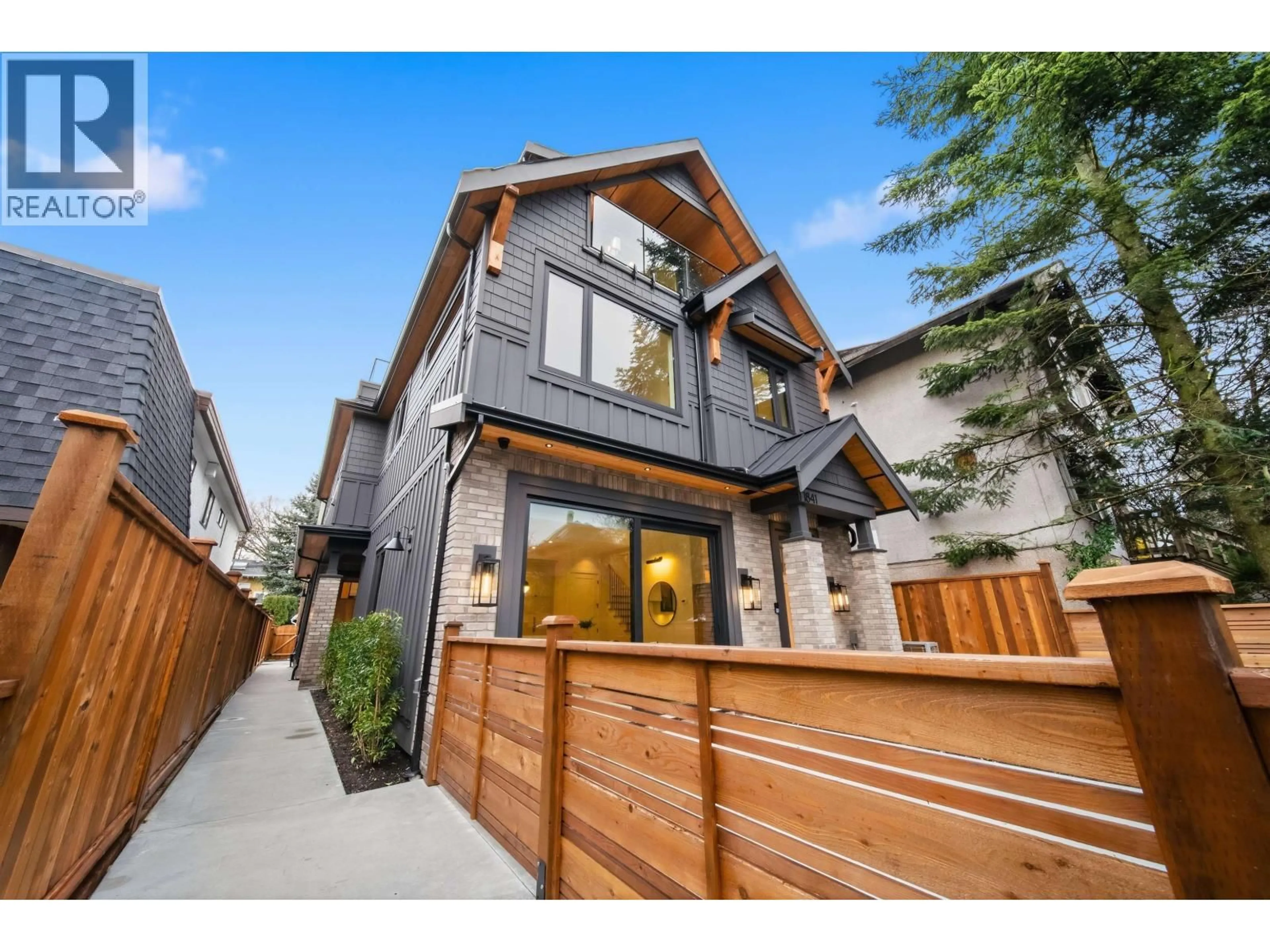 Unknown for 1 - 1841 PARKER STREET, Vancouver British Columbia V5L2L1