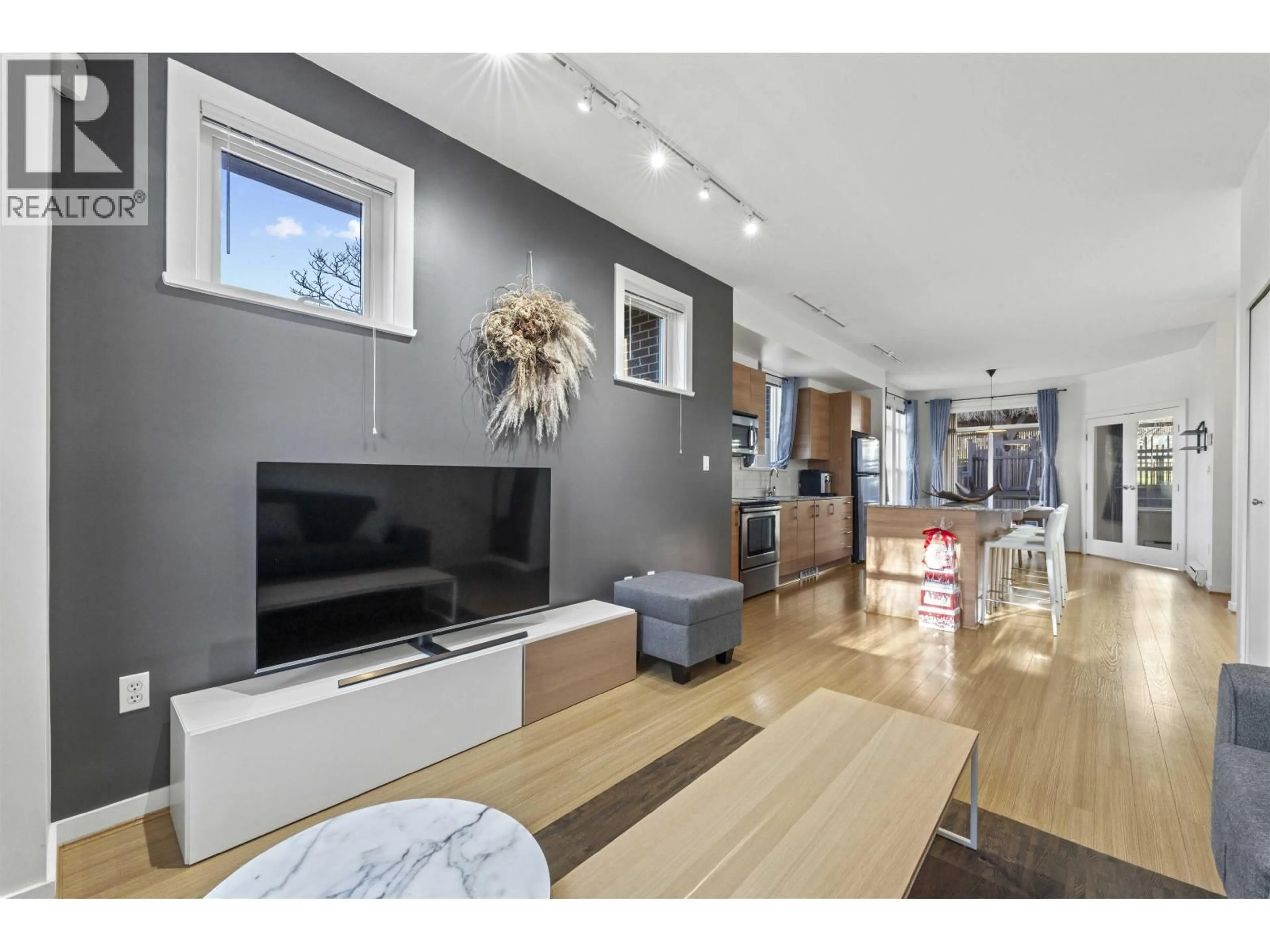 Home theater for 15 - 5771 IRMIN STREET, Burnaby British Columbia V5J0C5