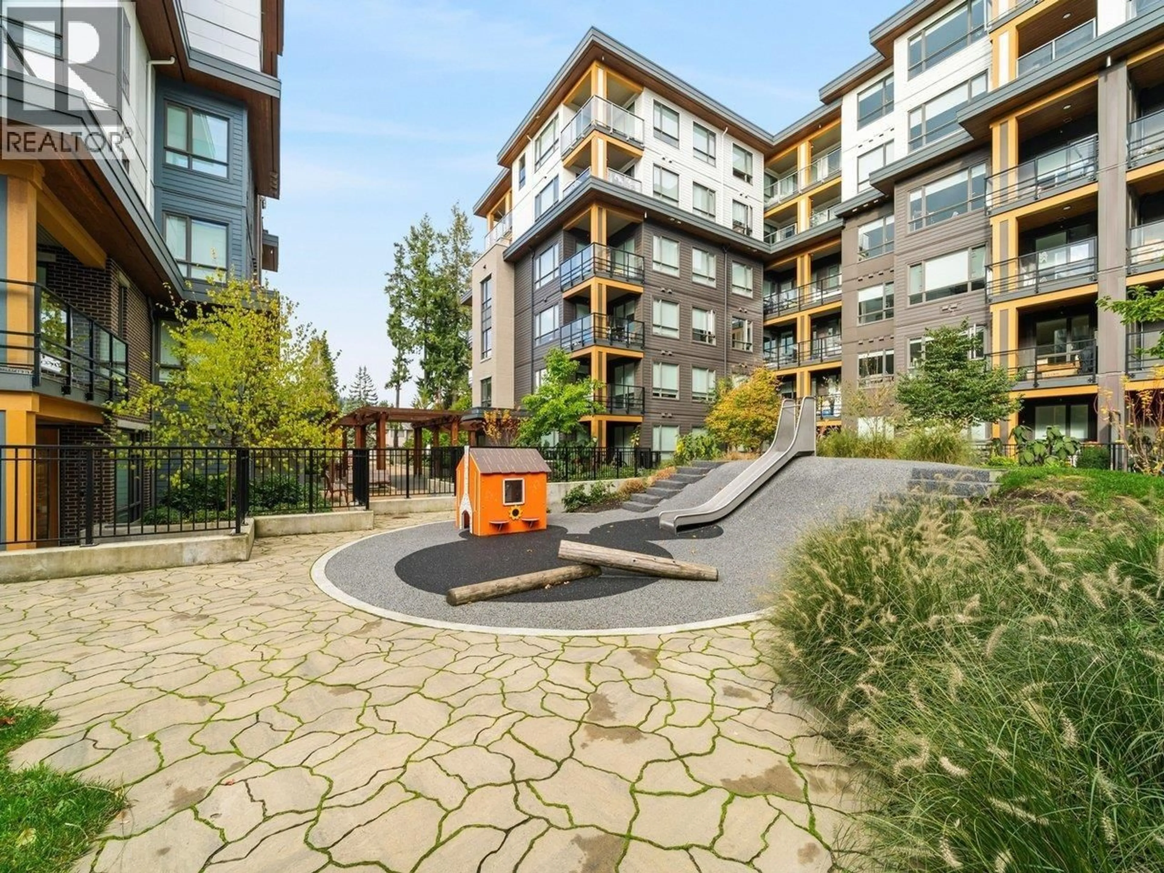 Patio, street for 613 - 735 ANSKAR COURT, Coquitlam British Columbia V3J0L7