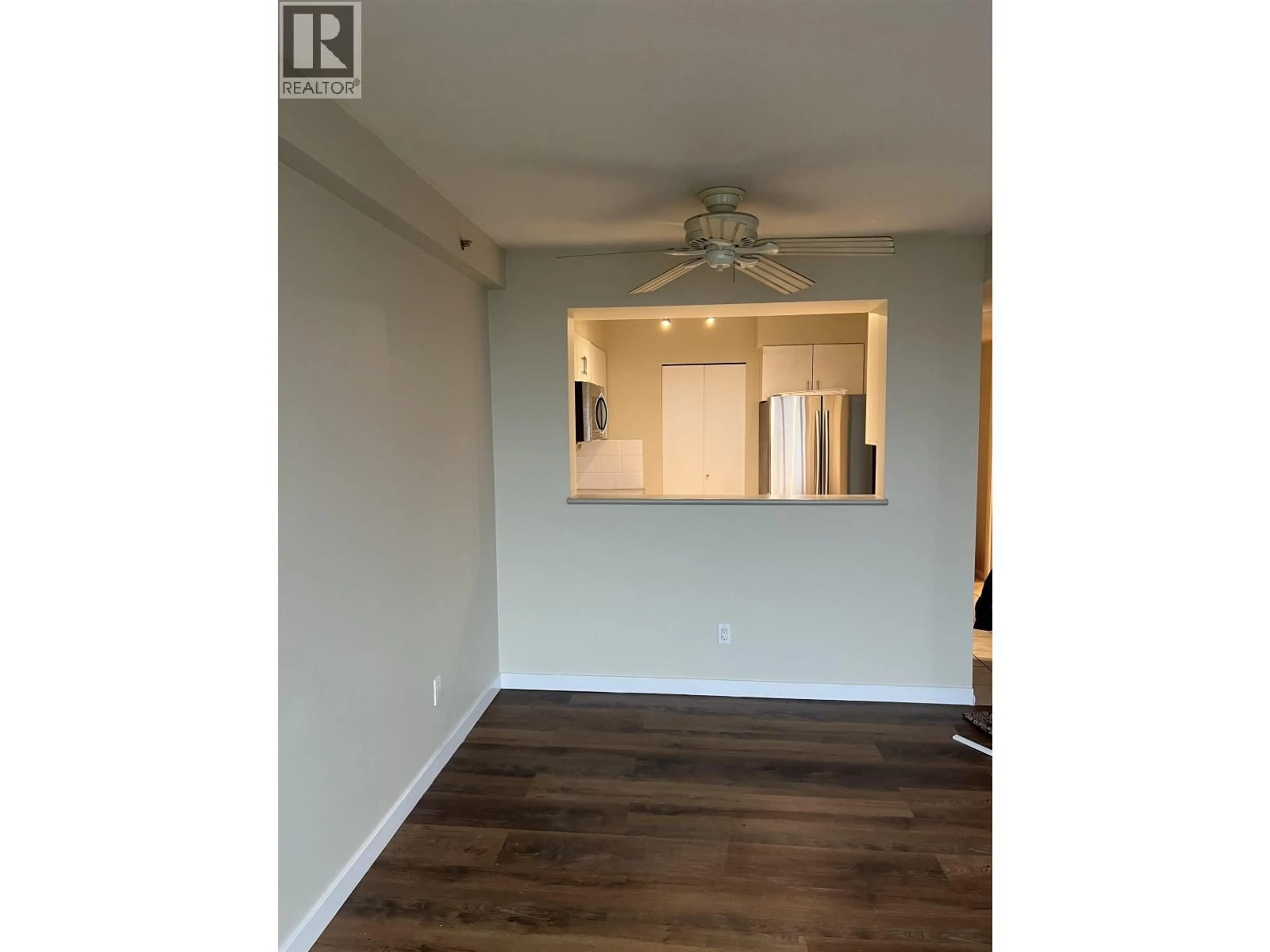 A pic of a room for 412 - 288 8TH AVENUE, Vancouver British Columbia V5T4S8