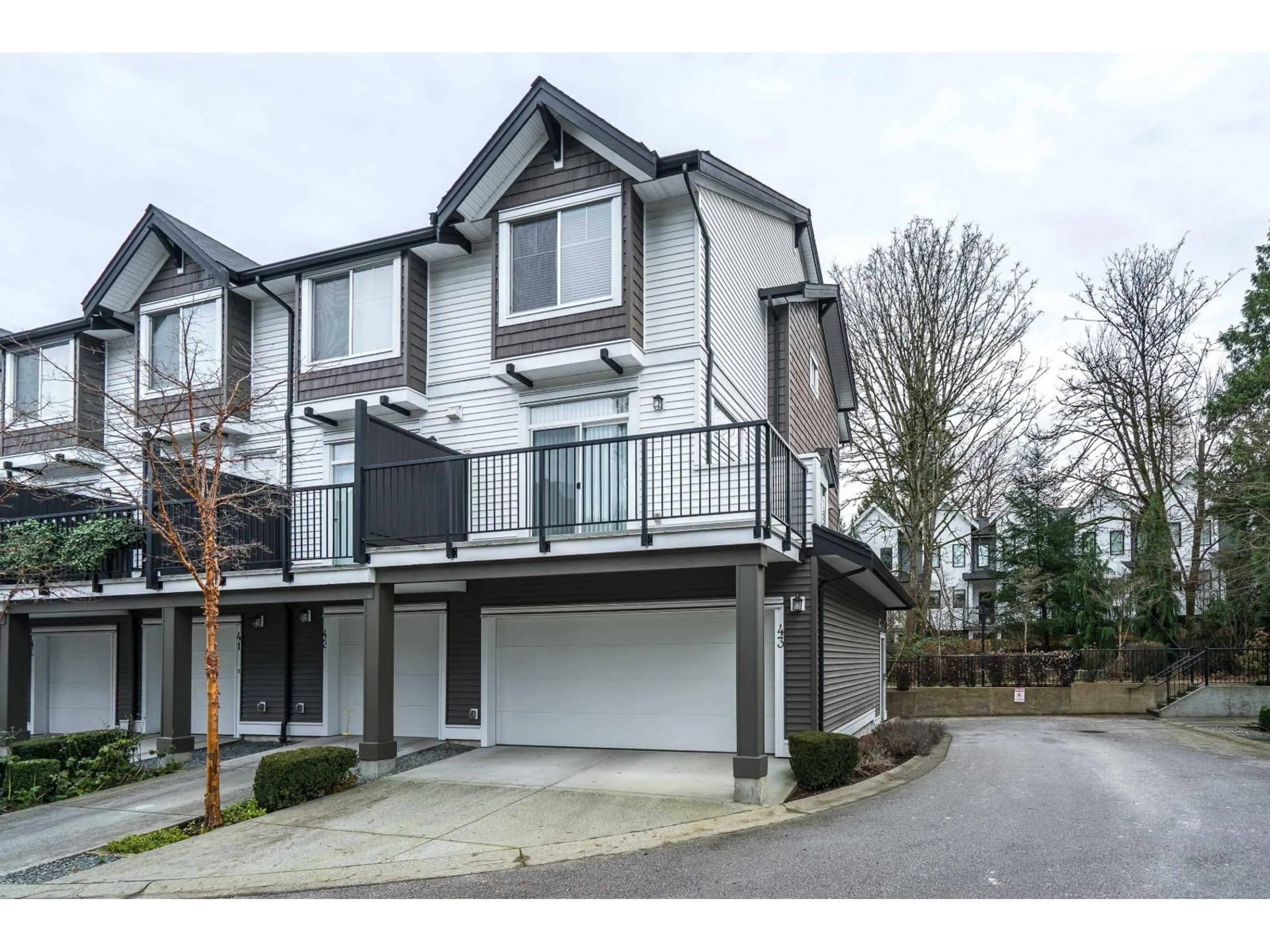 A pic from outside/outdoor area/front of a property/back of a property/a pic from drone, street for 43 - 14271 60 AVENUE, Surrey British Columbia V3X2N4