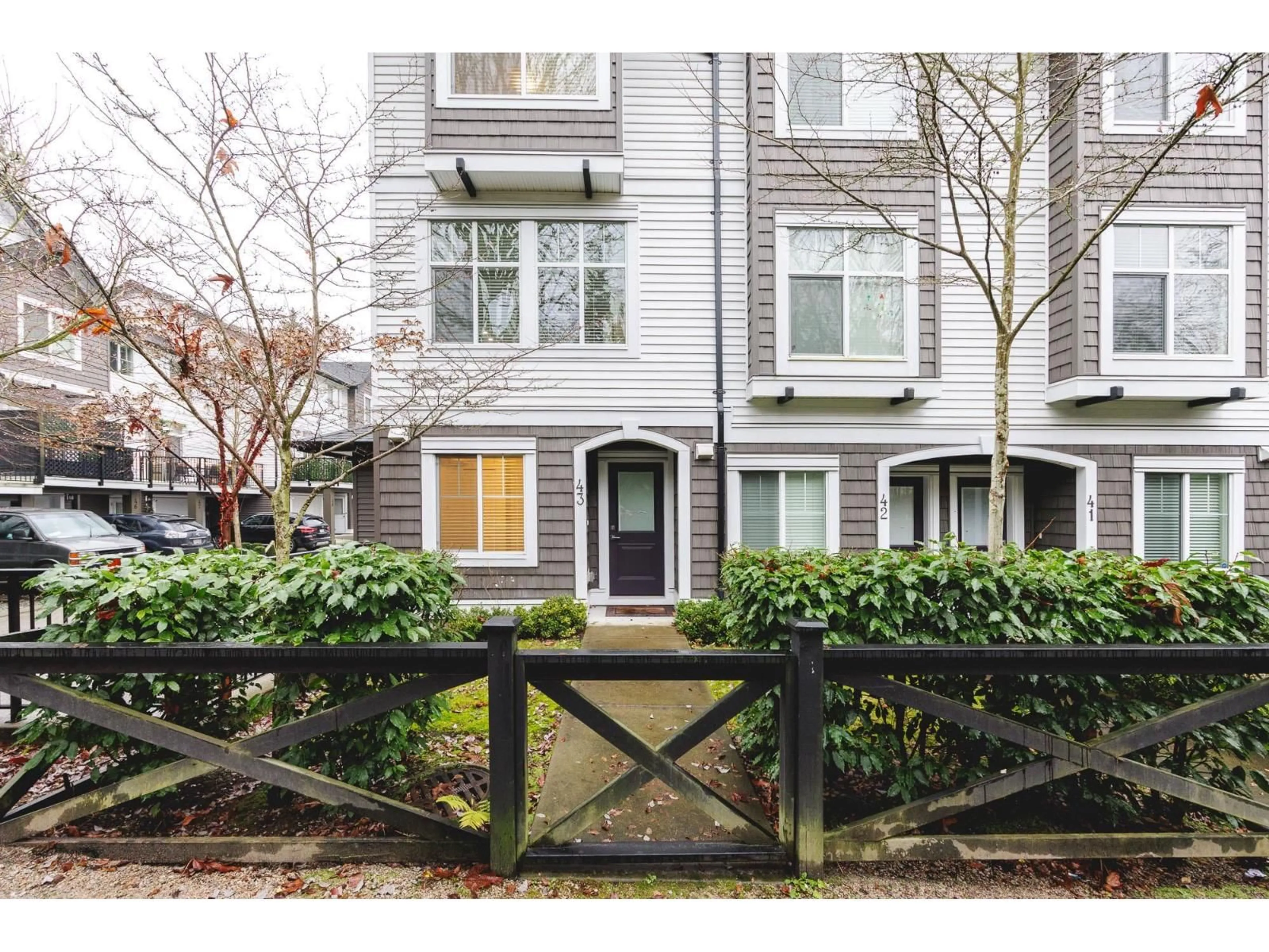 Unknown for 43 - 14271 60 AVENUE, Surrey British Columbia V3X2N4