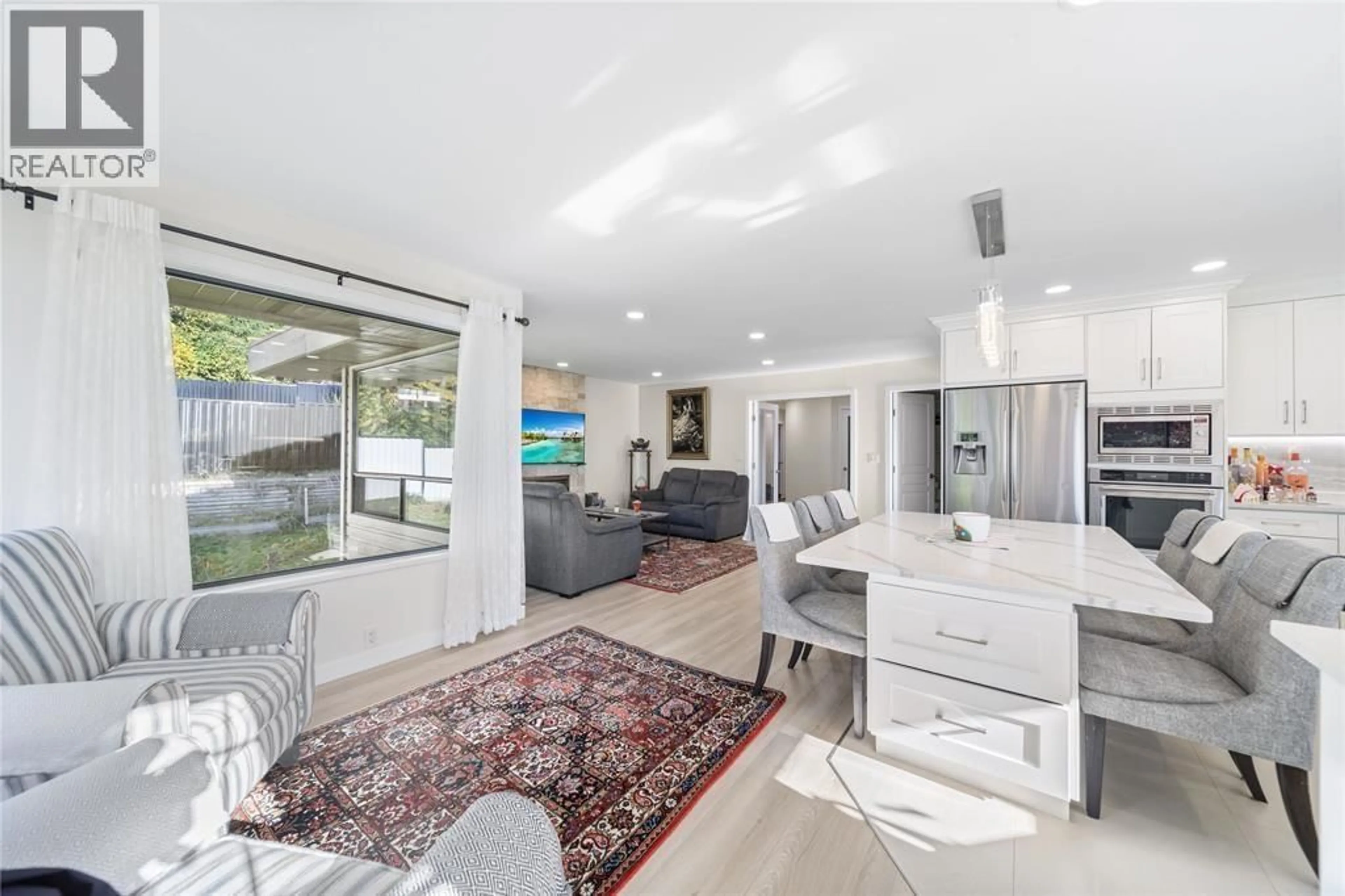 Open concept kitchen, unknown for 1516 WHITEBARK PLACE, Coquitlam British Columbia V3E2V8