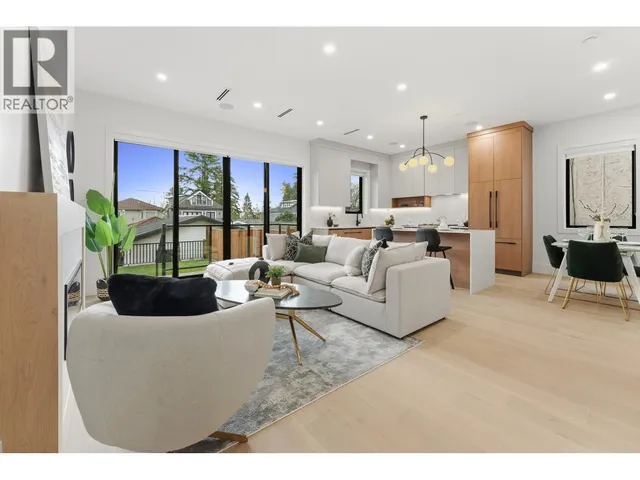 2 - 3218 38TH AVENUE, Vancouver