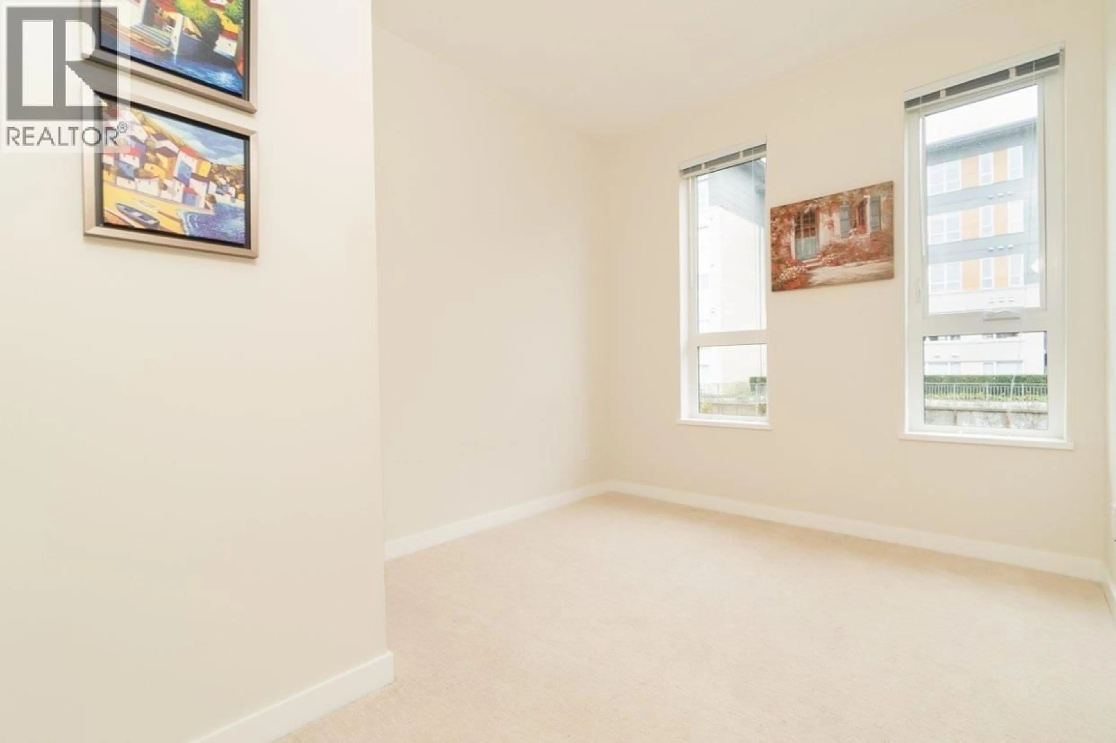 A pic of a room for 401 - 9877 UNIVERSITY CRESCENT, Burnaby British Columbia V5A0E5