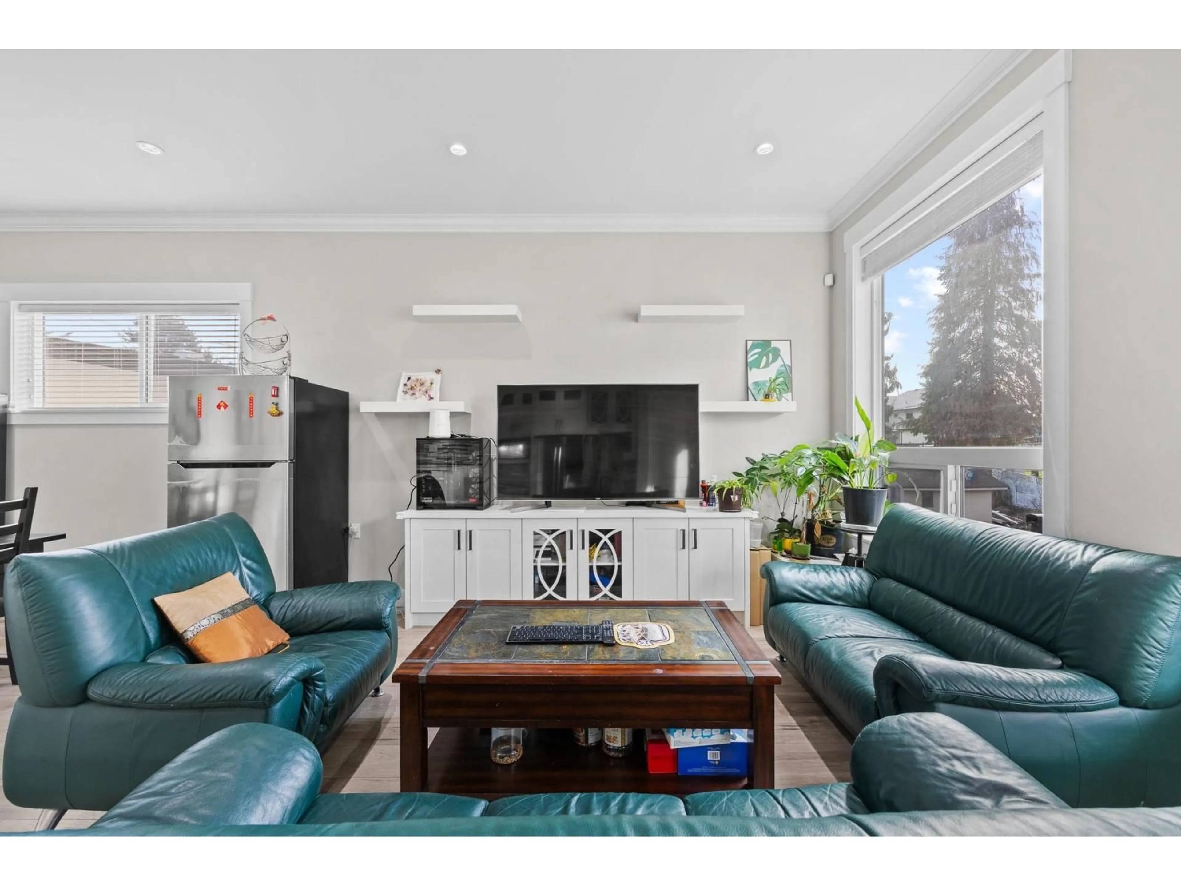 Living room with furniture, unknown for 10579 132 STREET, Surrey British Columbia V3T3V5