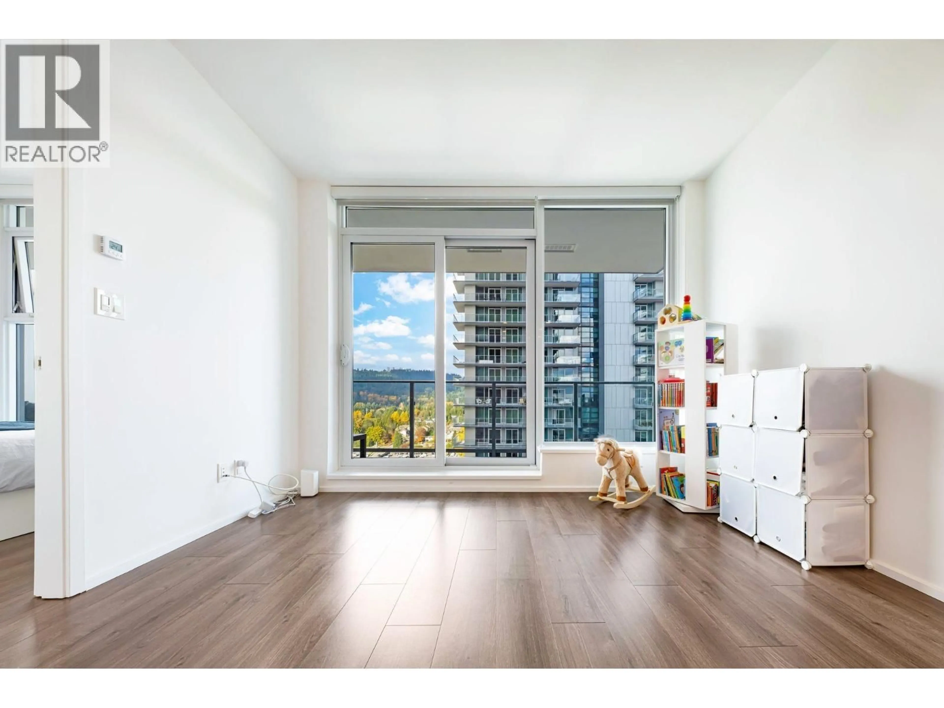 A pic of a room for 1811 - 3833 EVERGREEN PLACE, Burnaby British Columbia V3J0M2