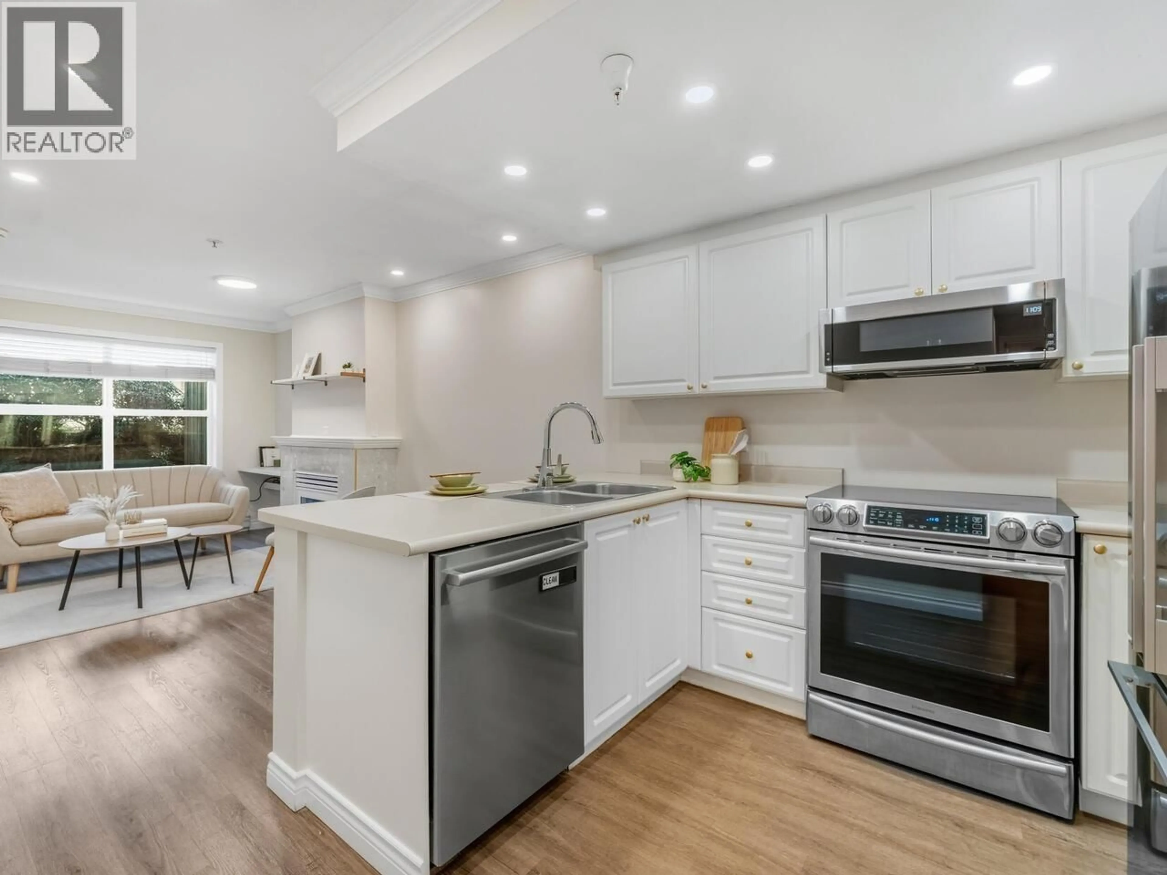 Open concept kitchen, unknown for 127 - 5880 DOVER CRESCENT, Richmond British Columbia V7C5P5
