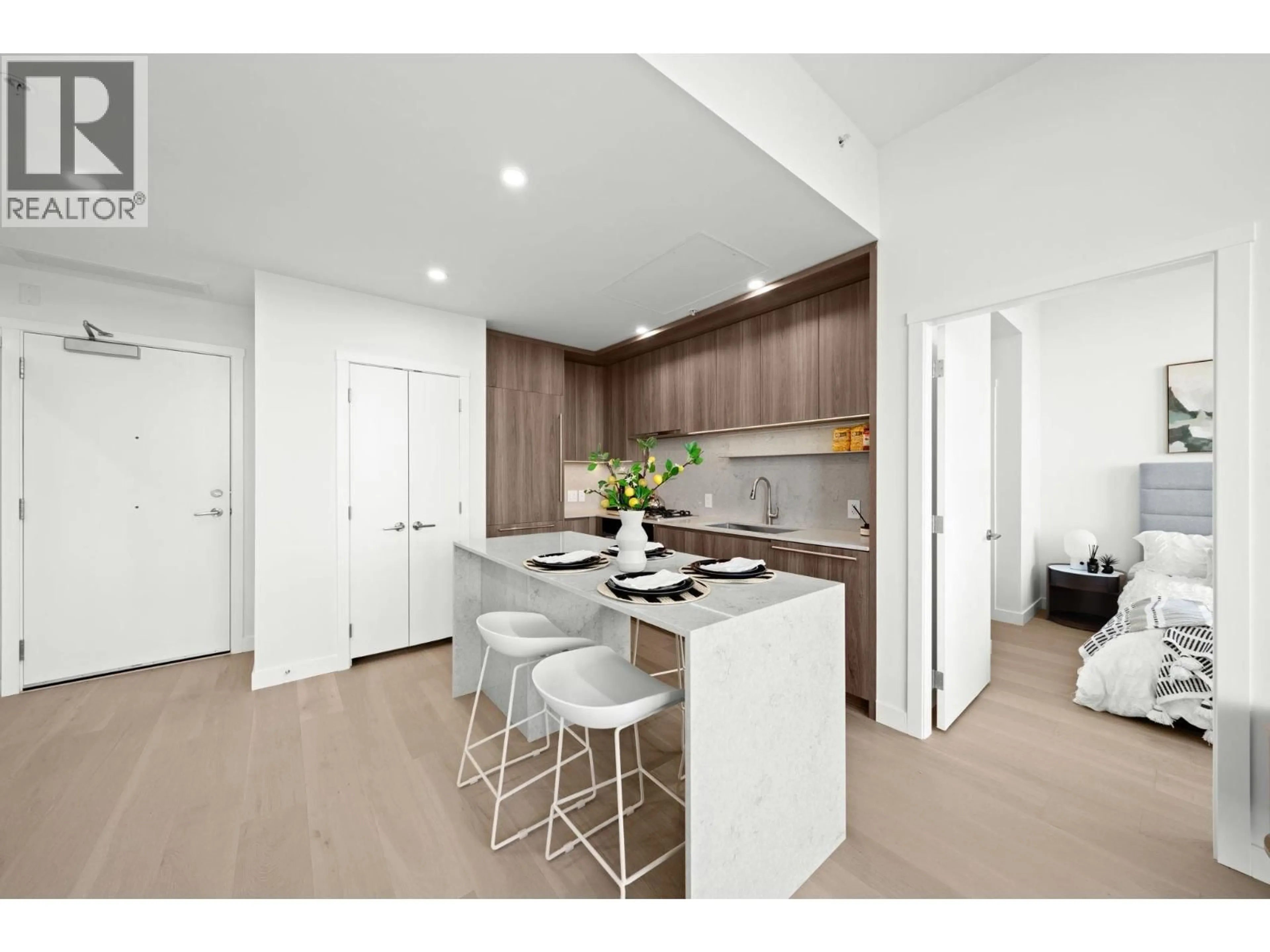 Open concept kitchen, unknown for 605 - 5212 CAMBIE STREET, Vancouver British Columbia V5Z2Z7