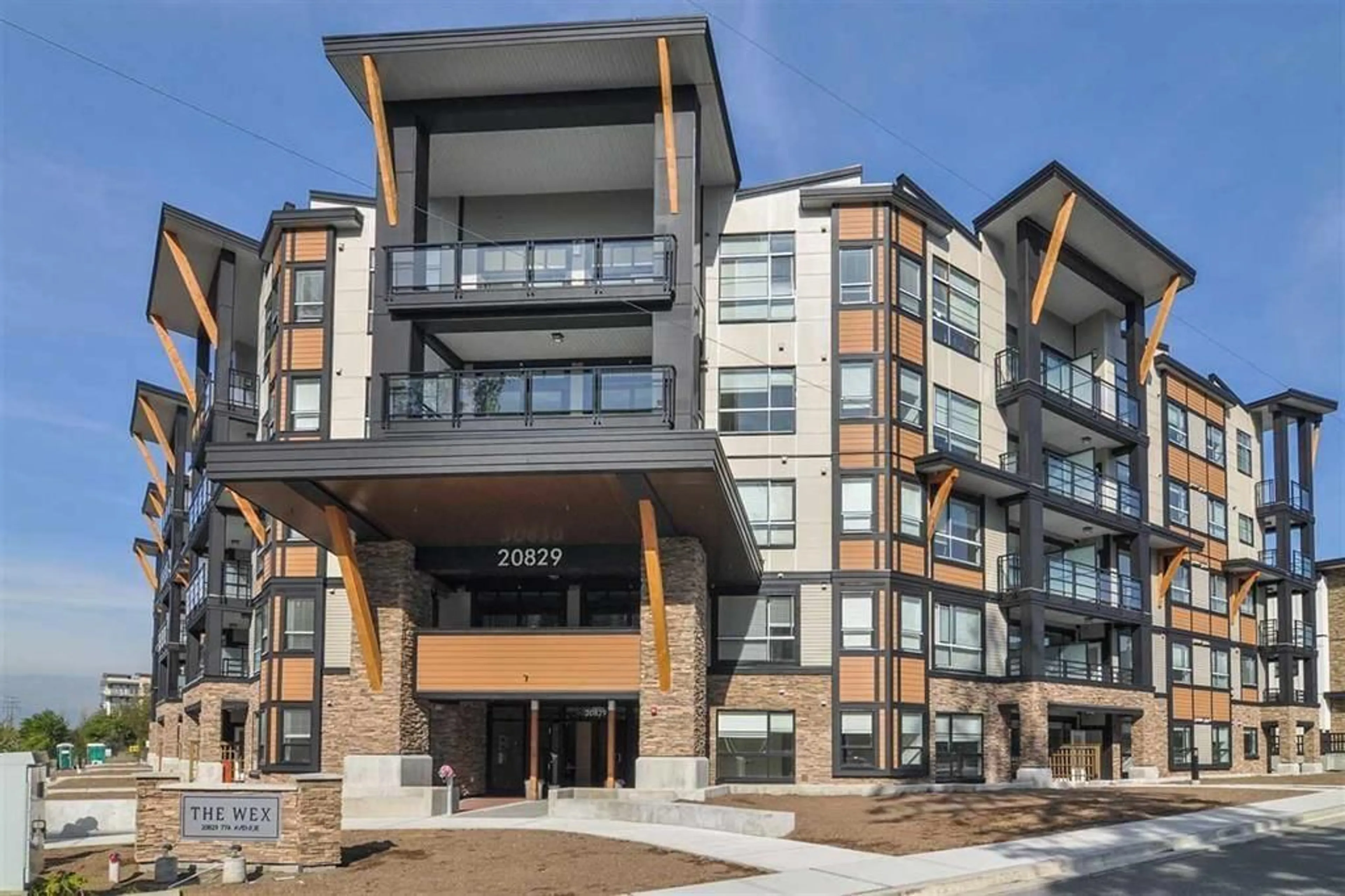 Unknown for 216 - 20829 77A AVENUE, Langley British Columbia V2Y0Y5