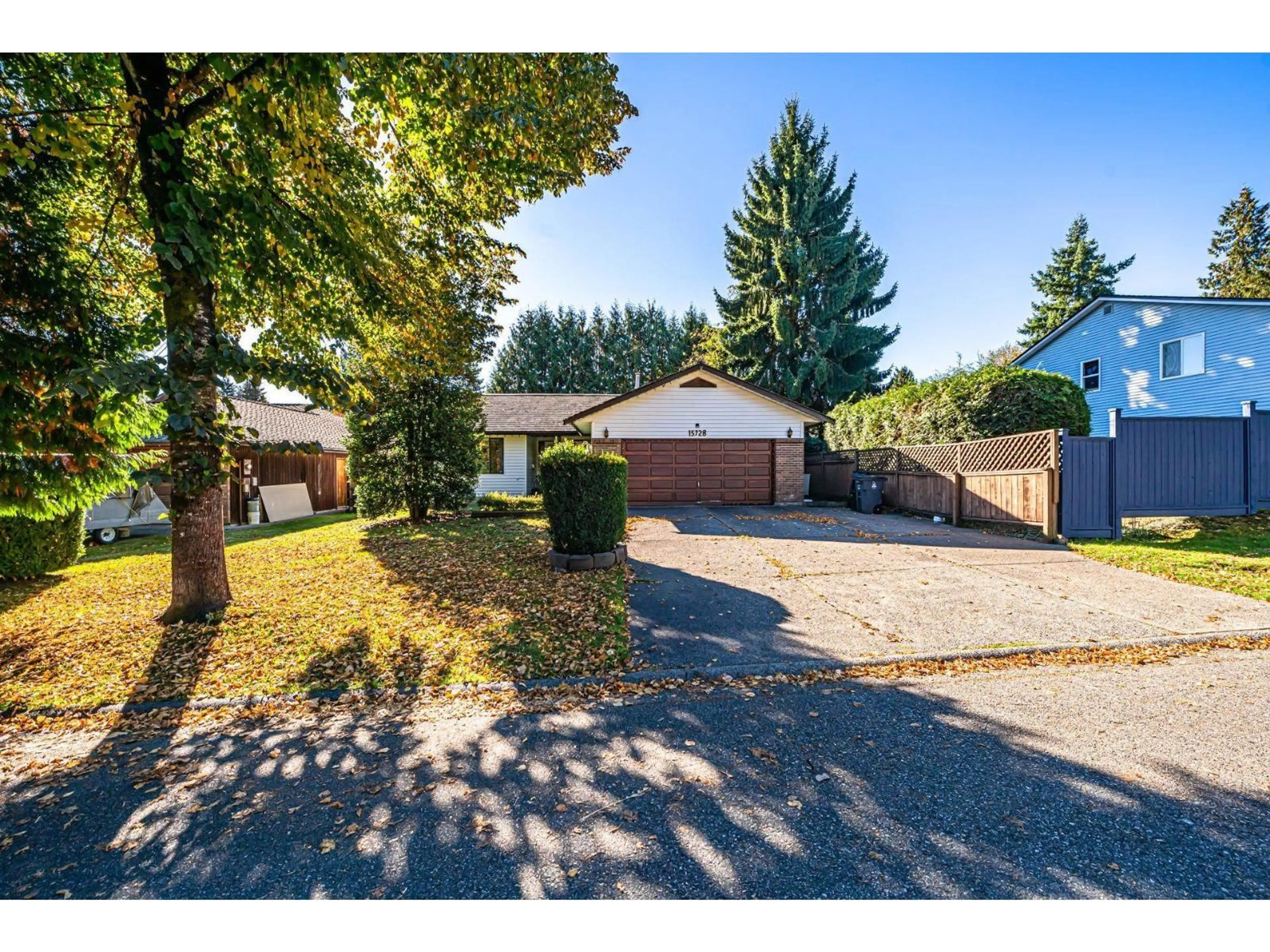 A pic from outside/outdoor area/front of a property/back of a property/a pic from drone, street for 15728 99A AVENUE, Surrey British Columbia V4N2A9