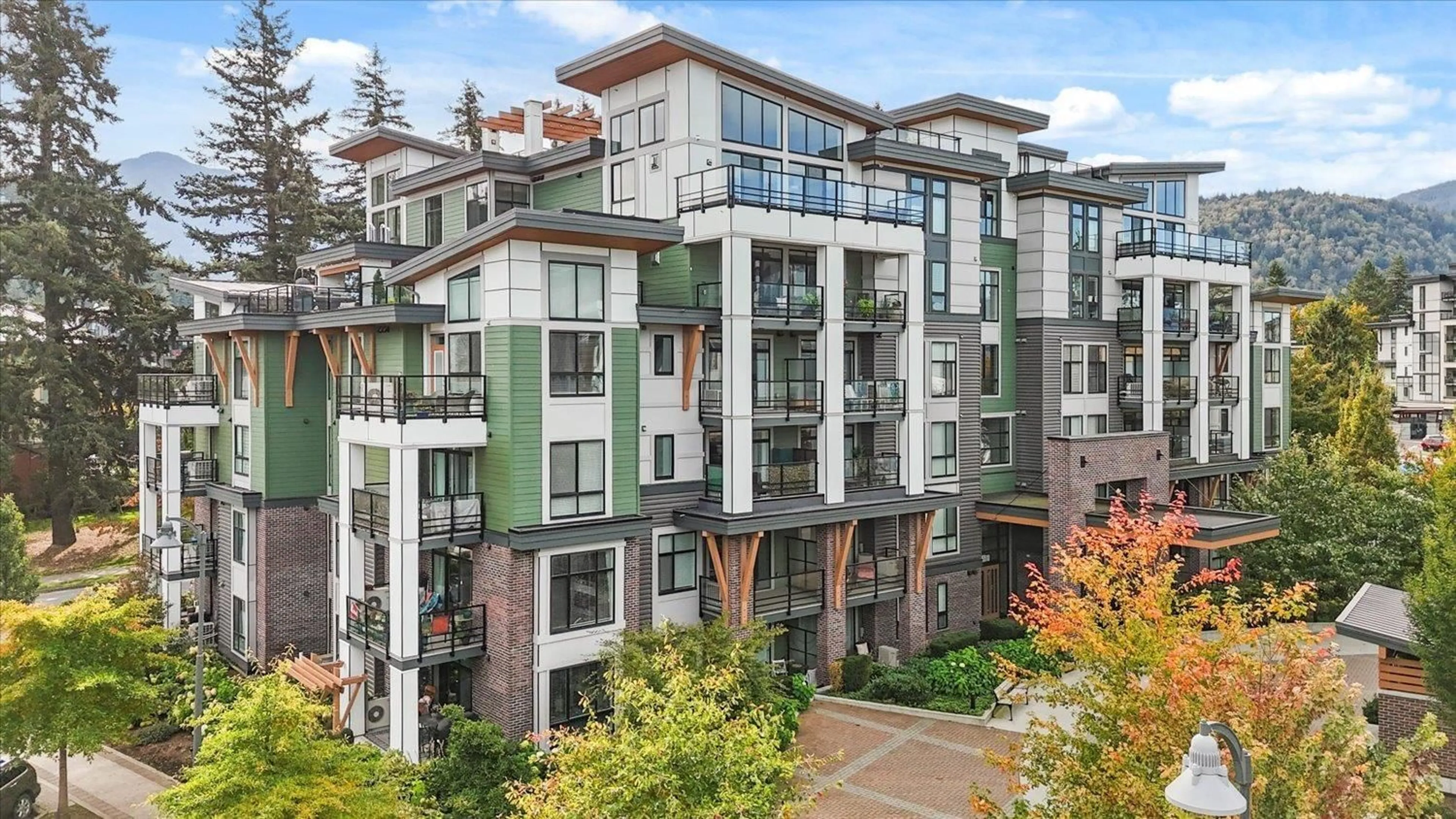 A pic from outside/outdoor area/front of a property/back of a property/a pic from drone, city buildings view from balcony for 312 - 45510 MARKET WAY, Chilliwack British Columbia V2R6E1