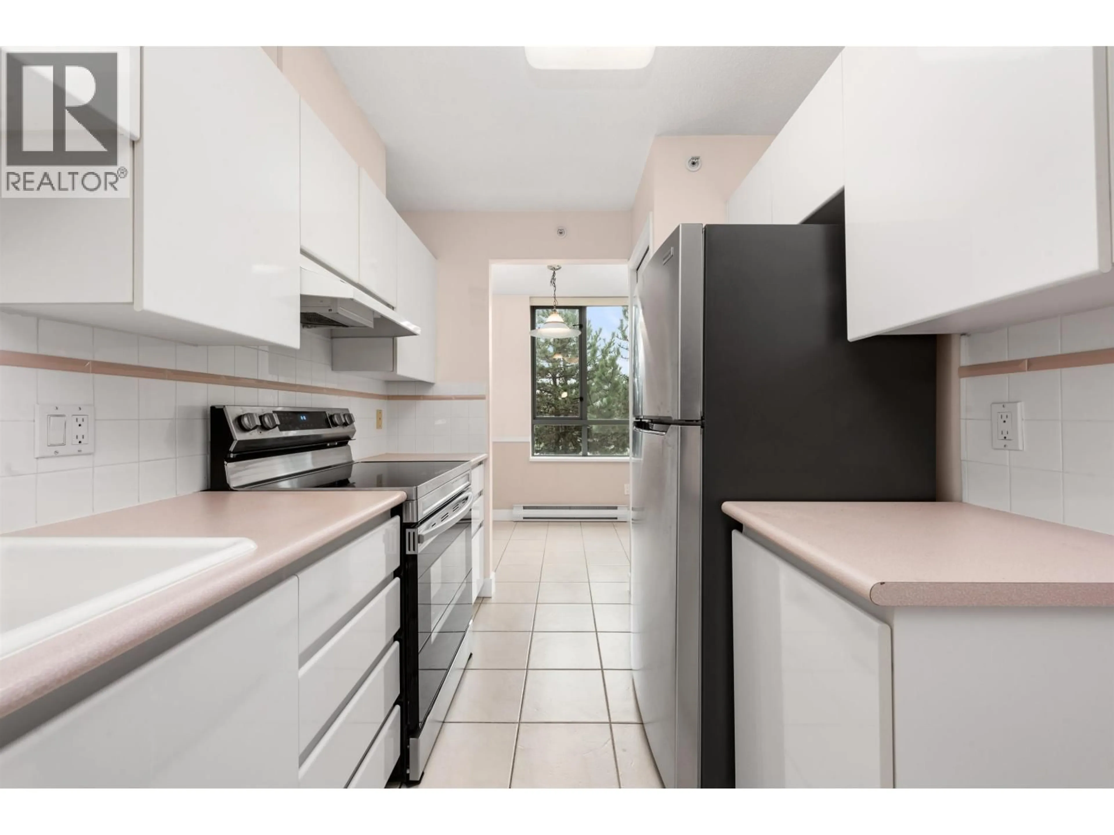 Standard kitchen, ceramic/tile floor for 306 - 6622 SOUTHOAKS CRESCENT, Burnaby British Columbia V5E4K2