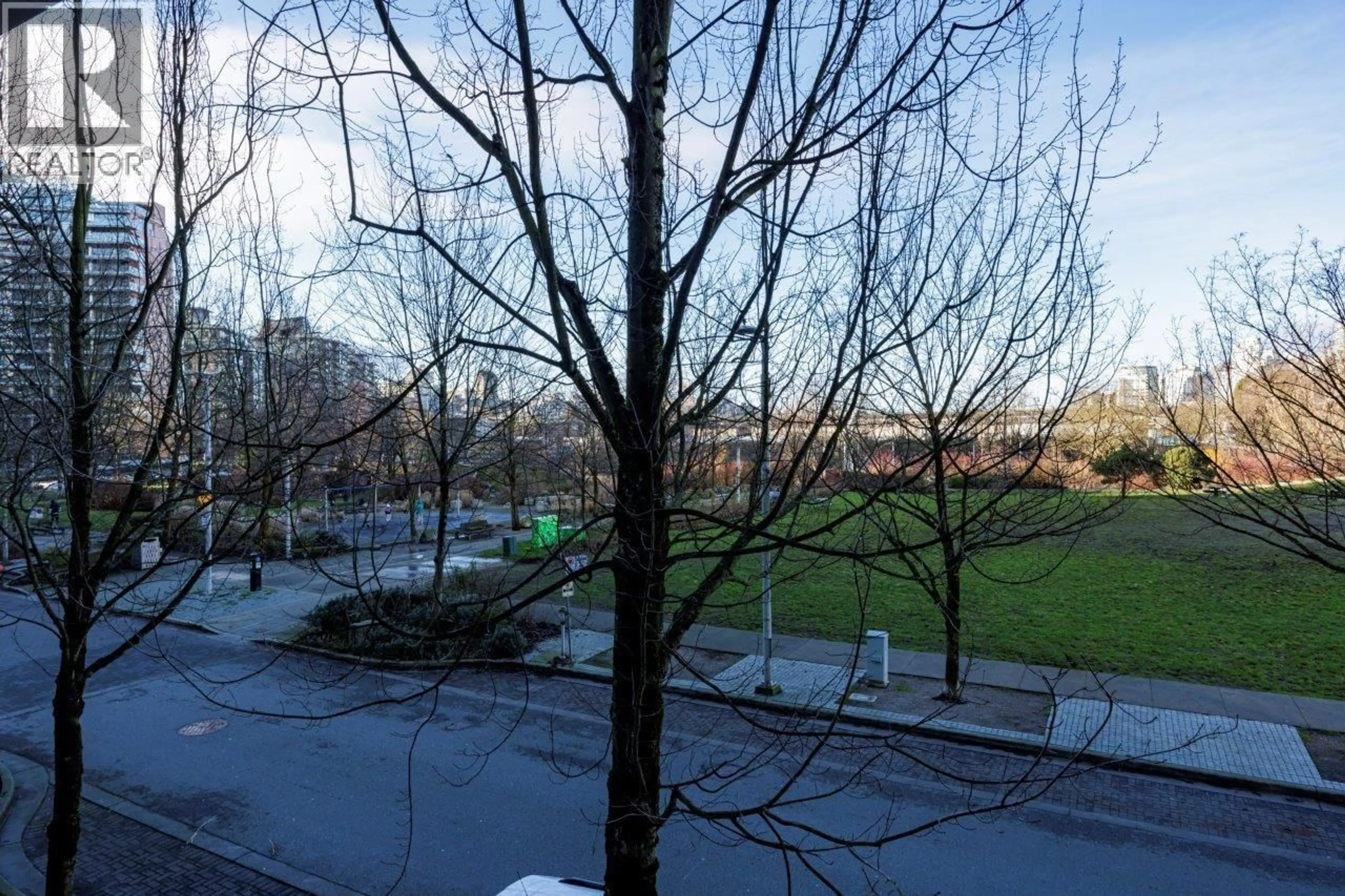 A pic from outside/outdoor area/front of a property/back of a property/a pic from drone, city buildings view from balcony for 208 - 1616 COLUMBIA STREET, Vancouver British Columbia V5Y0B7