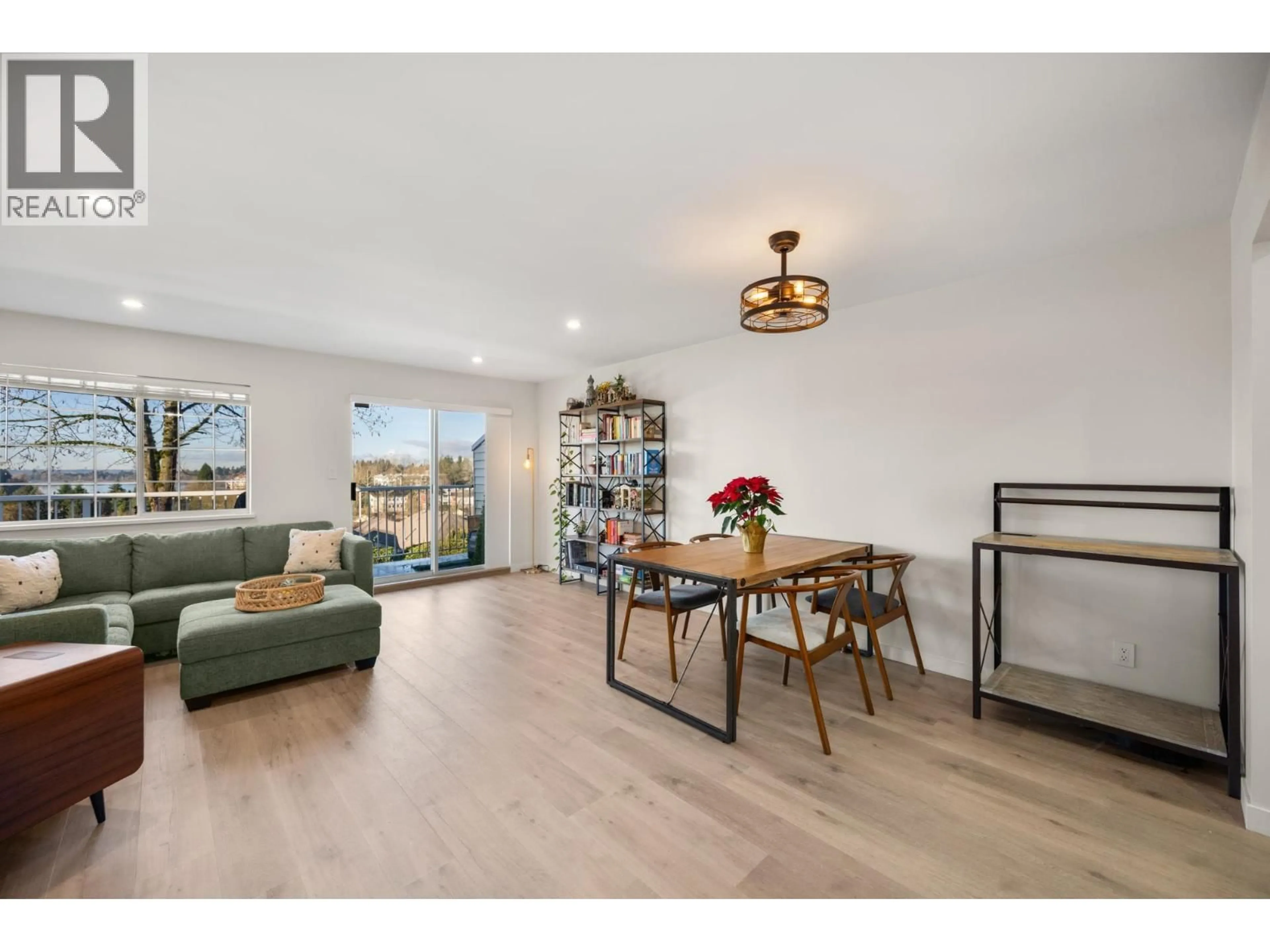 Unknown for 2 - 11464 FISHER STREET, Maple Ridge British Columbia V2X0H7