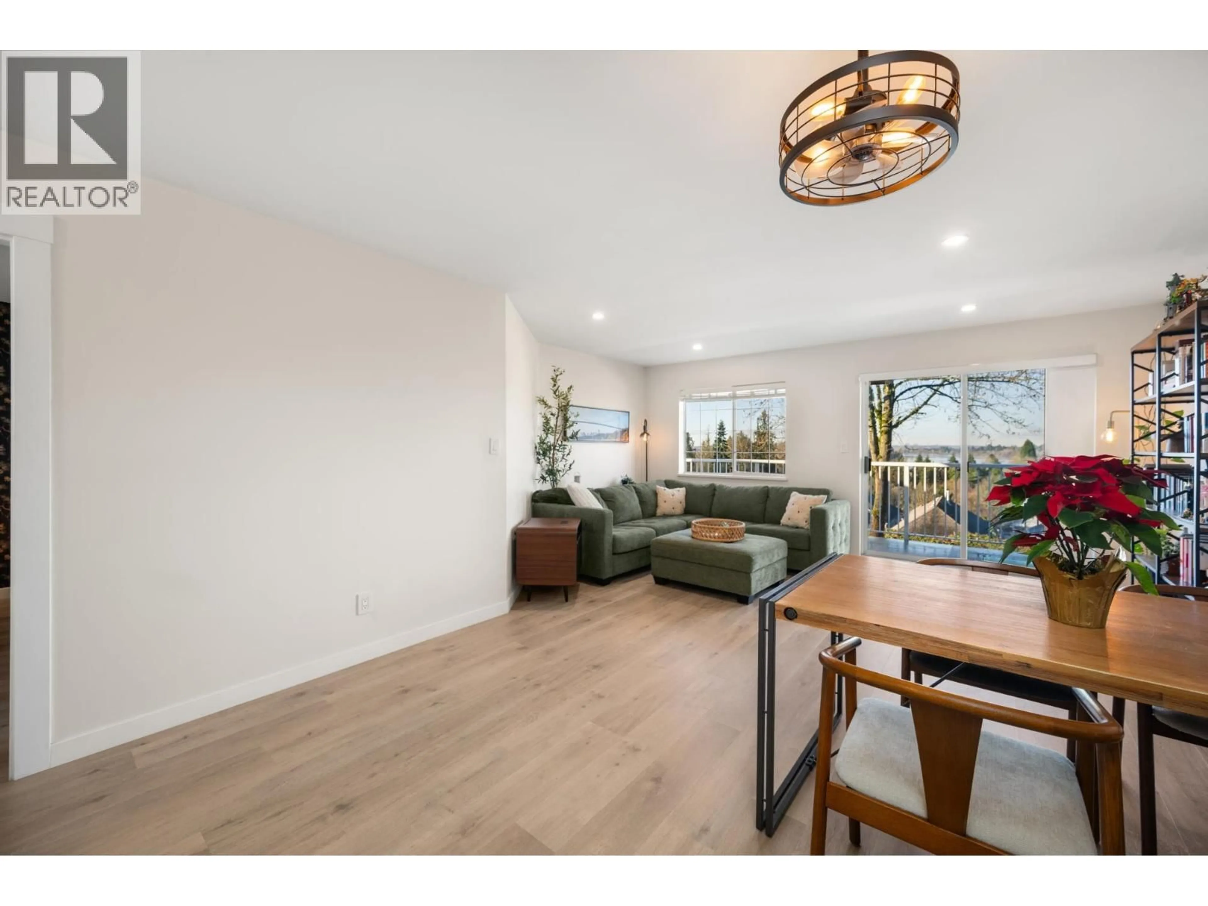 Unknown for 2 - 11464 FISHER STREET, Maple Ridge British Columbia V2X0H7