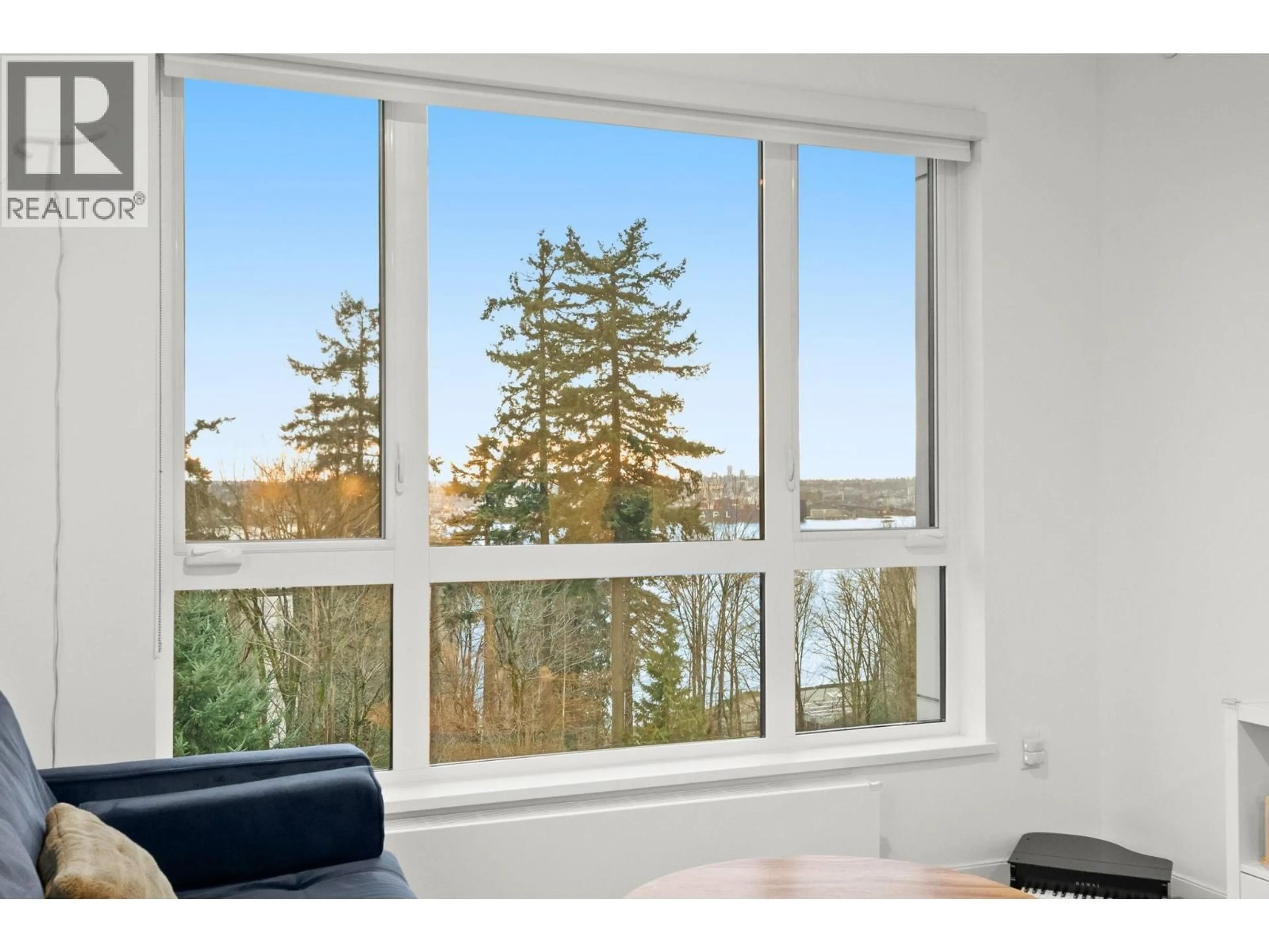 A pic of a room for 304 - 707 3RD STREET, North Vancouver British Columbia V7L1G8