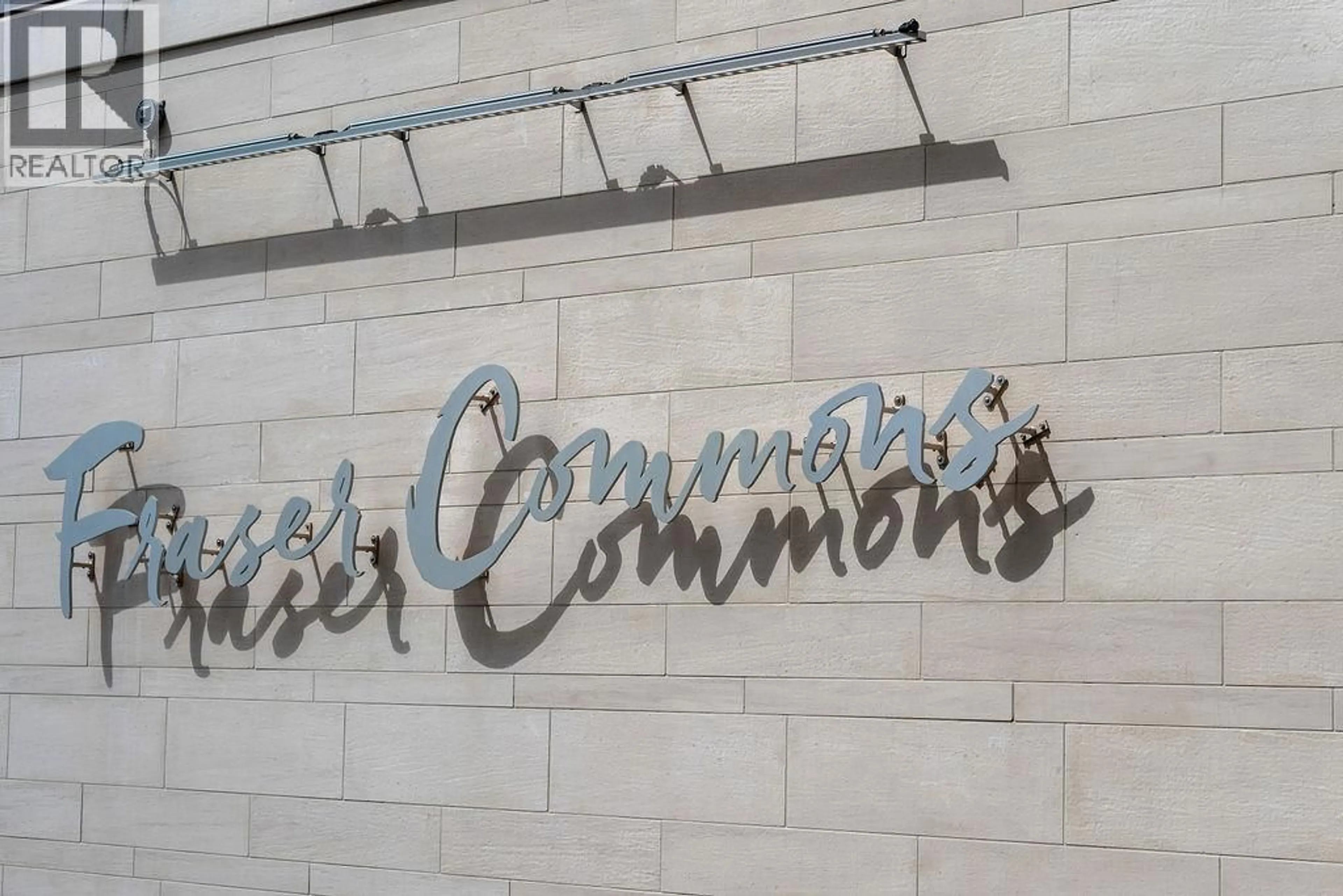 Unknown for 205 - 8188 FRASER STREET, Vancouver British Columbia V5X0J8