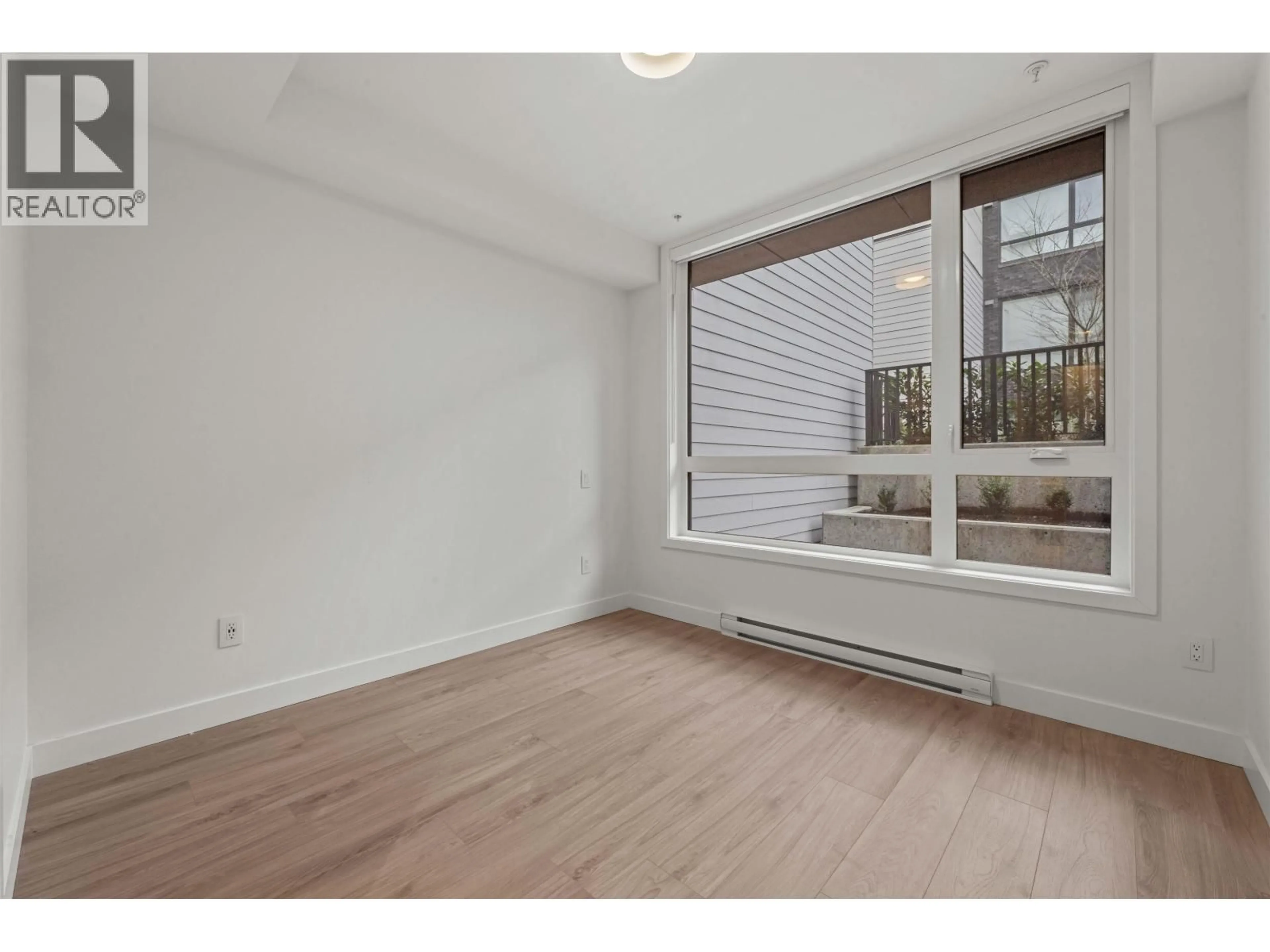 A pic of a room for 614 - 6085 IRMIN STREET, Burnaby British Columbia V5J5C5