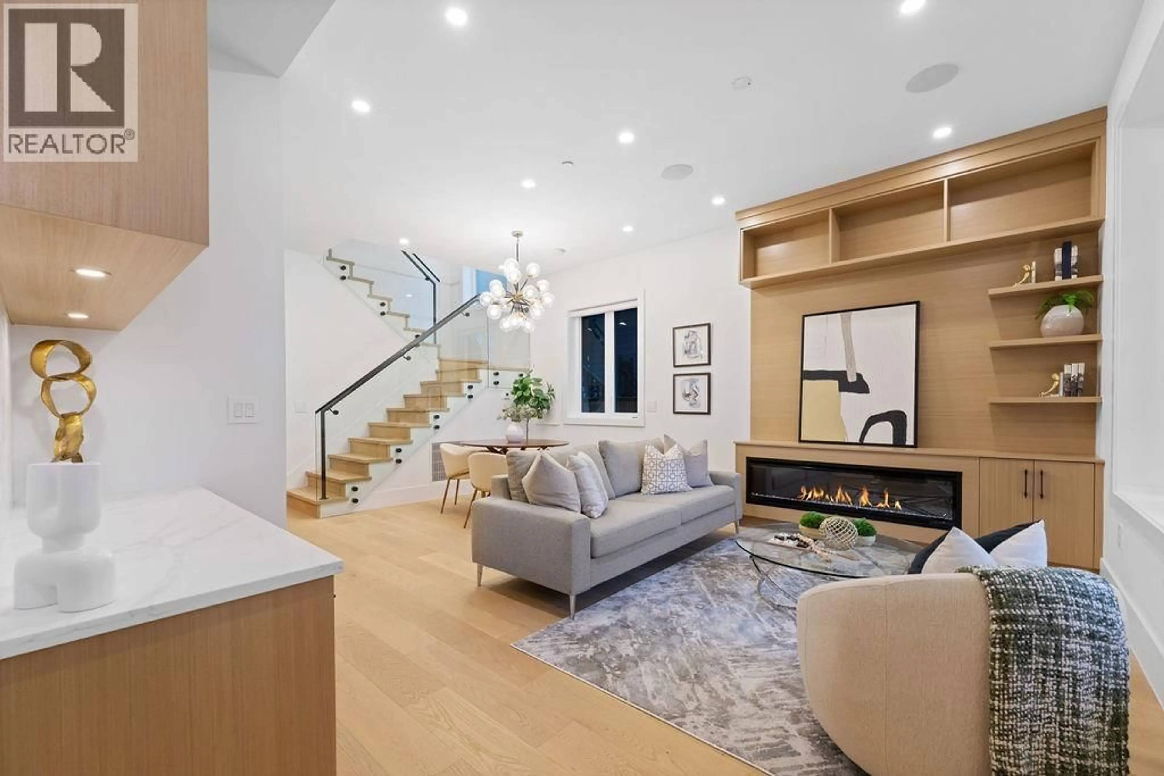 Living room with furniture, unknown for 1 - 1166 11TH AVENUE, Vancouver British Columbia V5T2G3