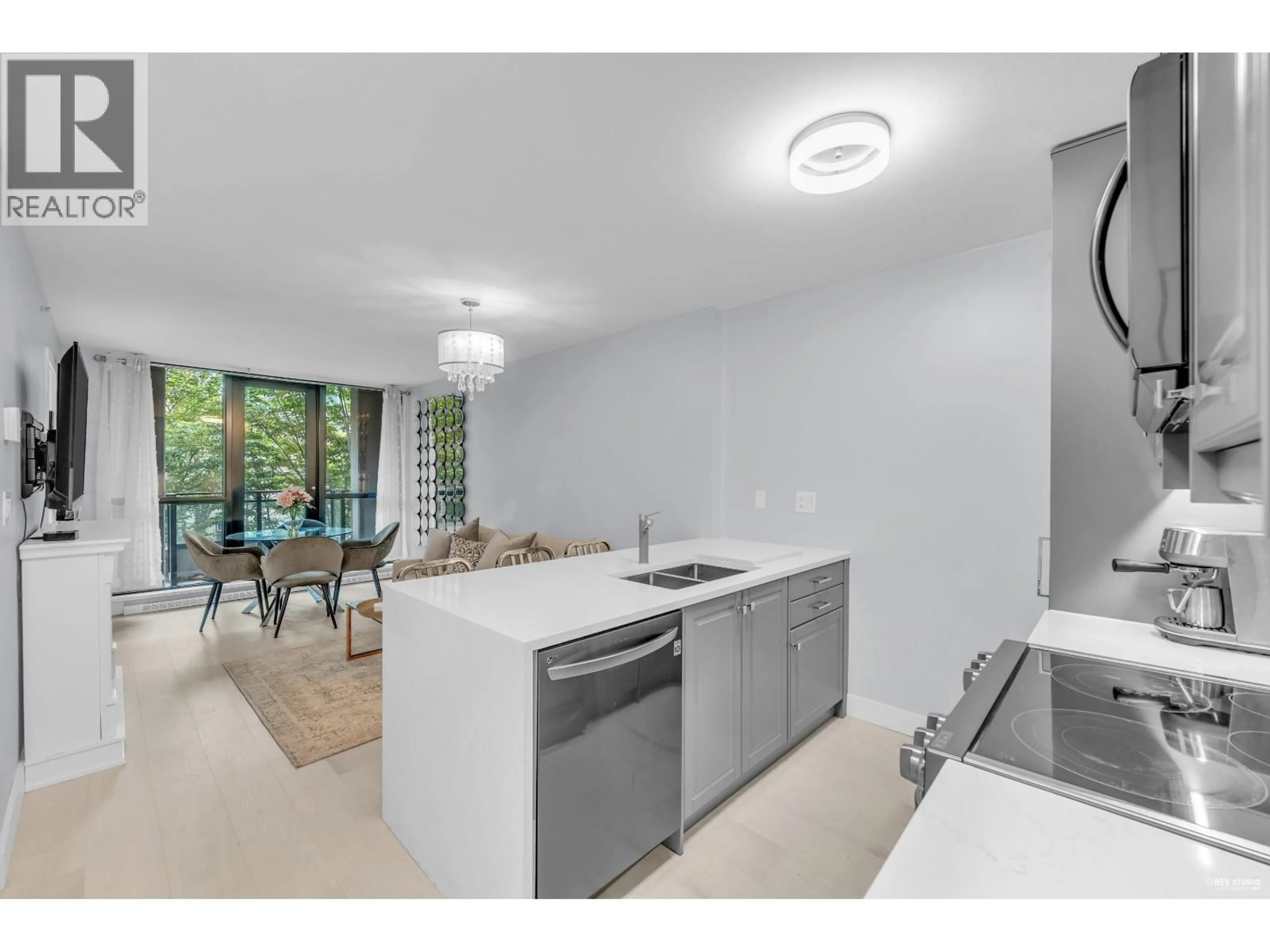 Open concept kitchen, unknown for 410 - 909 MAINLAND STREET, Vancouver British Columbia V6B1S3