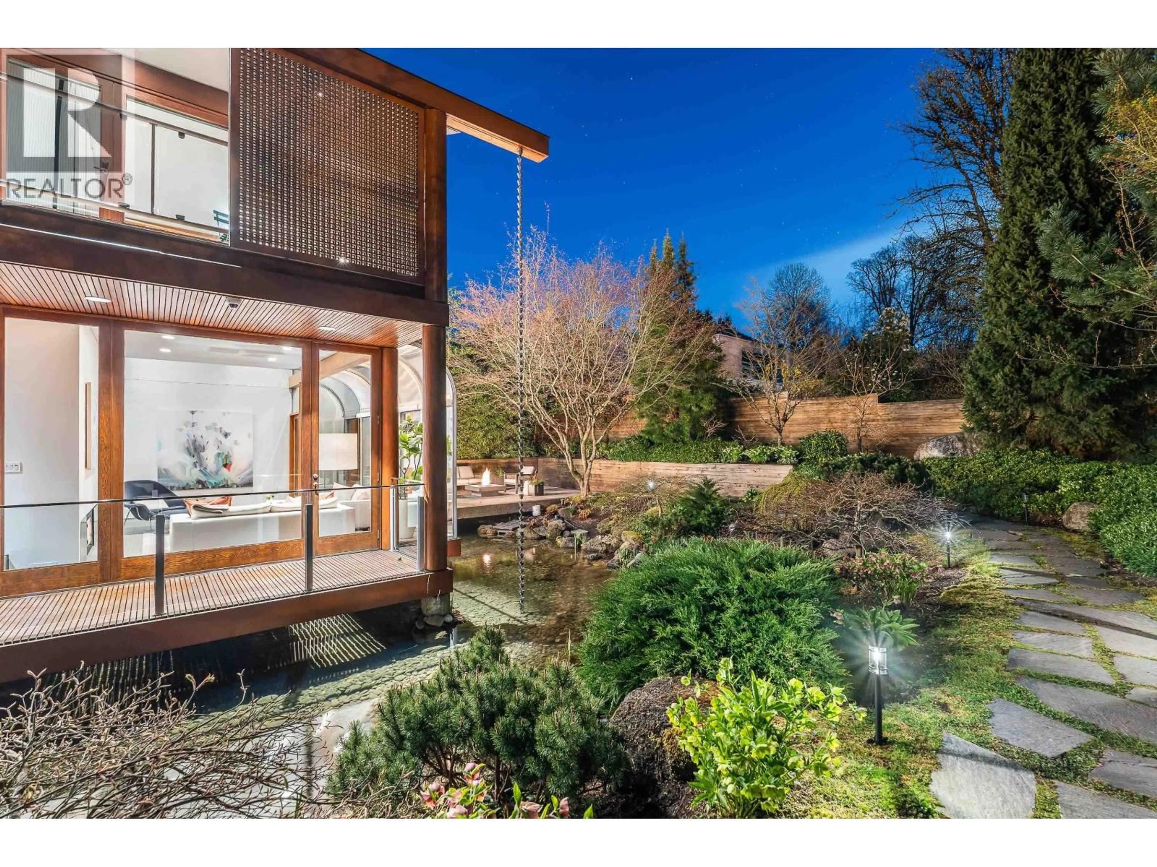 A pic from outside/outdoor area/front of a property/back of a property/a pic from drone, water/lake/river/ocean view for 1299 57TH AVENUE, Vancouver British Columbia V6P1S6