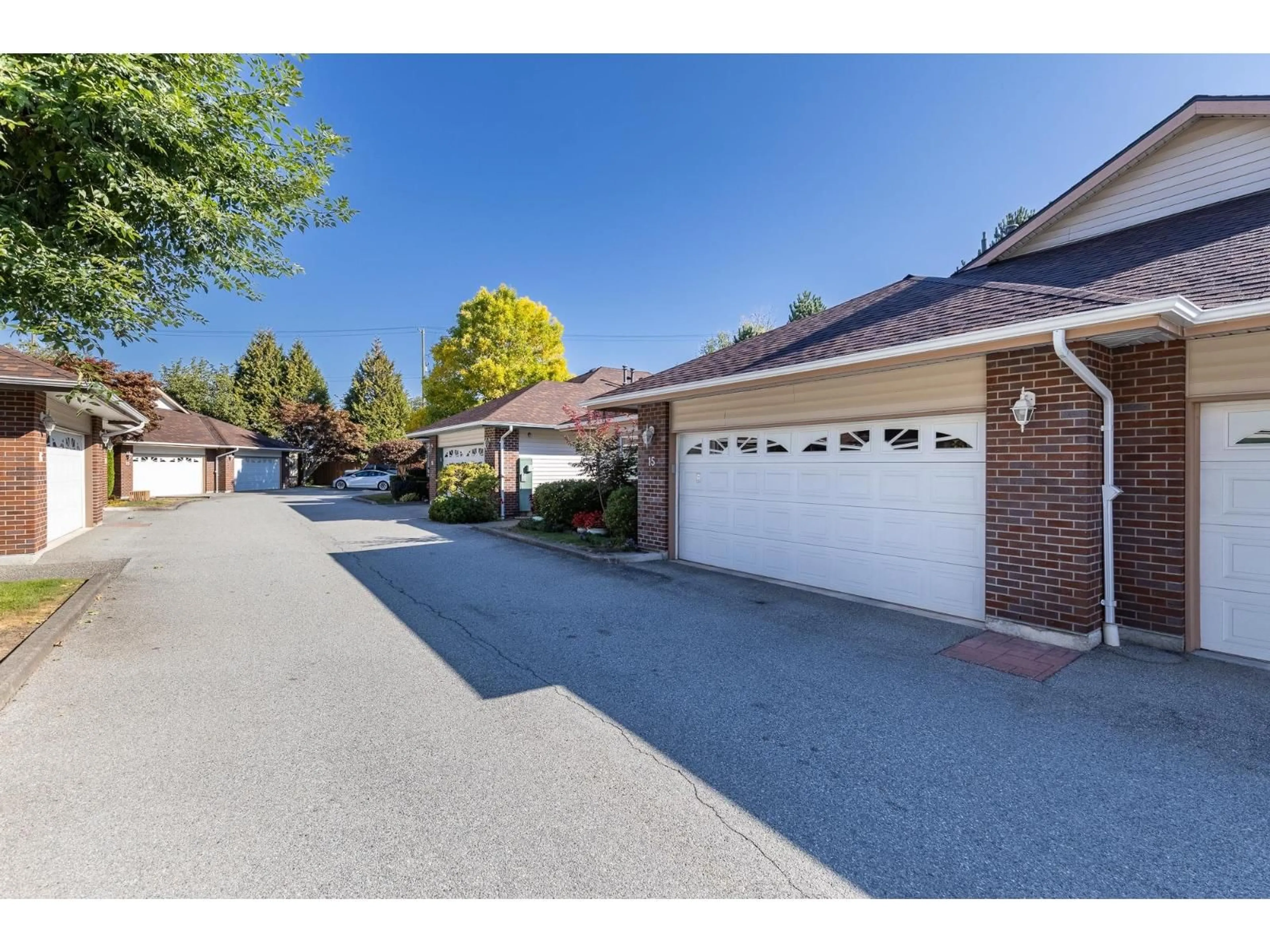 A pic from outside/outdoor area/front of a property/back of a property/a pic from drone, street for 15 - 18939 65 AVENUE, Surrey British Columbia V3S8Y2