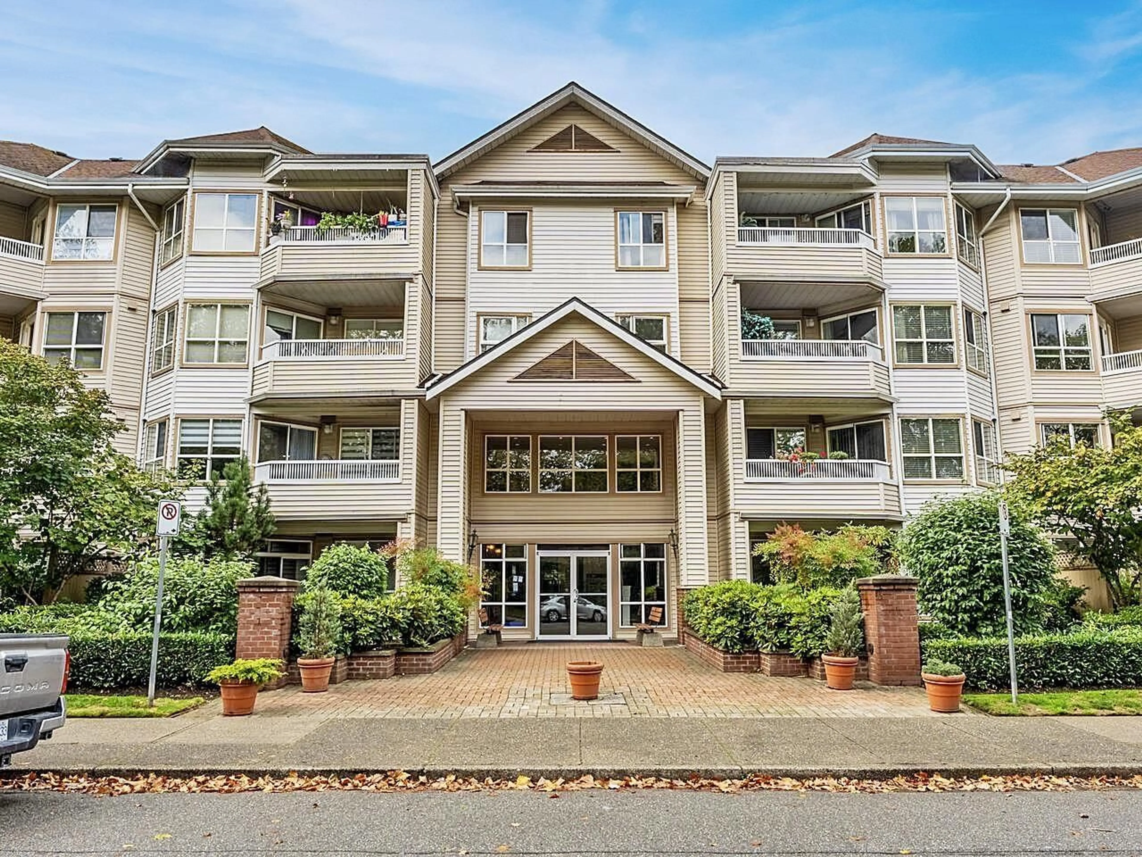 Unknown for 311 - 8139 121A STREET, Surrey British Columbia V3W0Z2