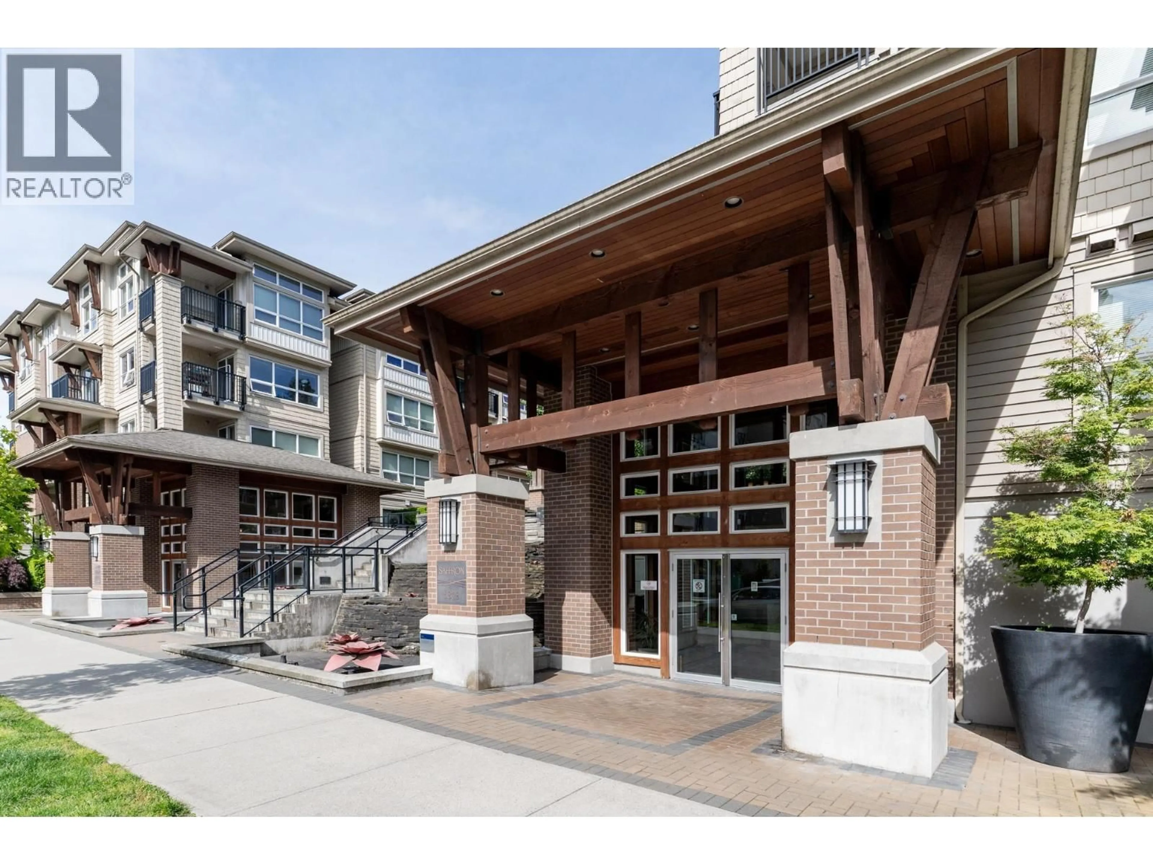 Indoor foyer for 321 - 6828 ECKERSLEY ROAD, Richmond British Columbia V6Y0E8