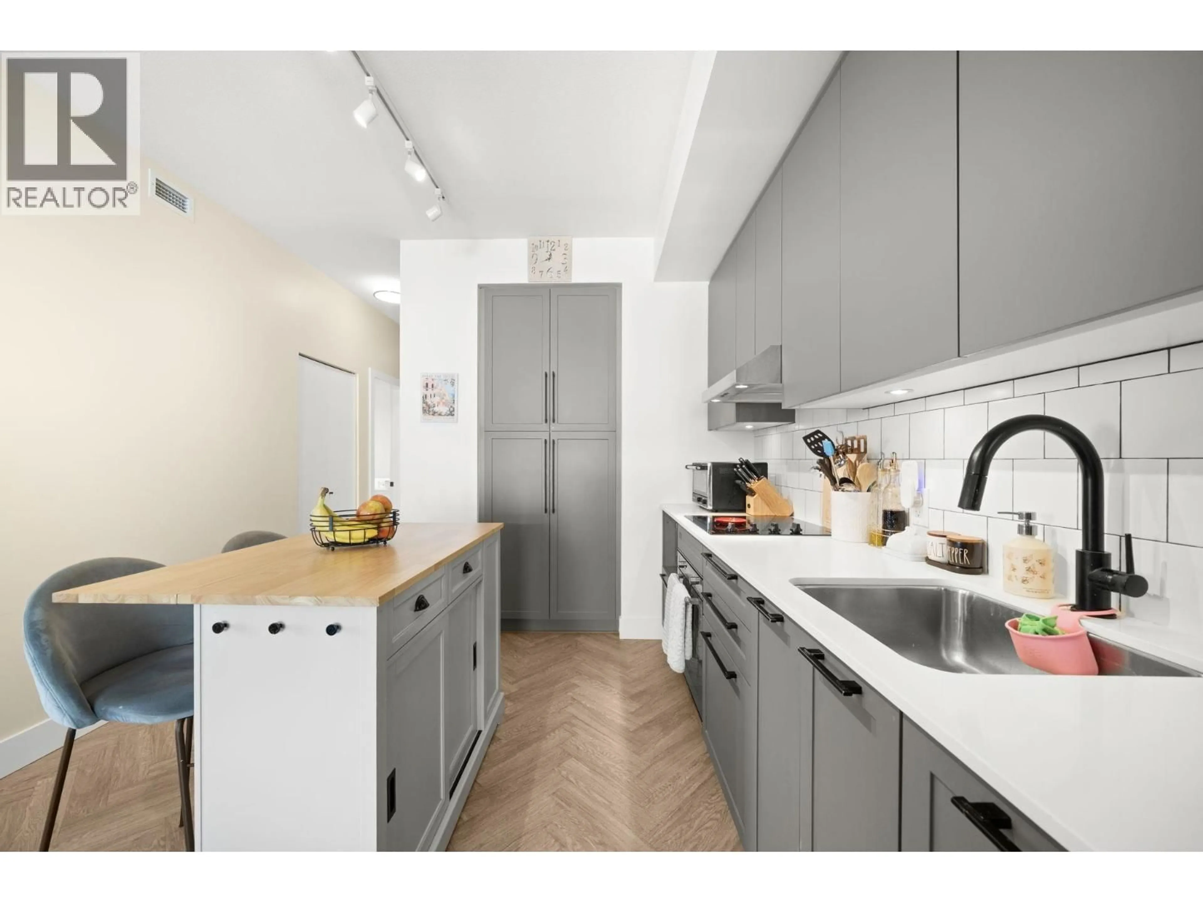 Unknown for 514 - 9228 SLOPES MEWS, Burnaby British Columbia V5A0E9