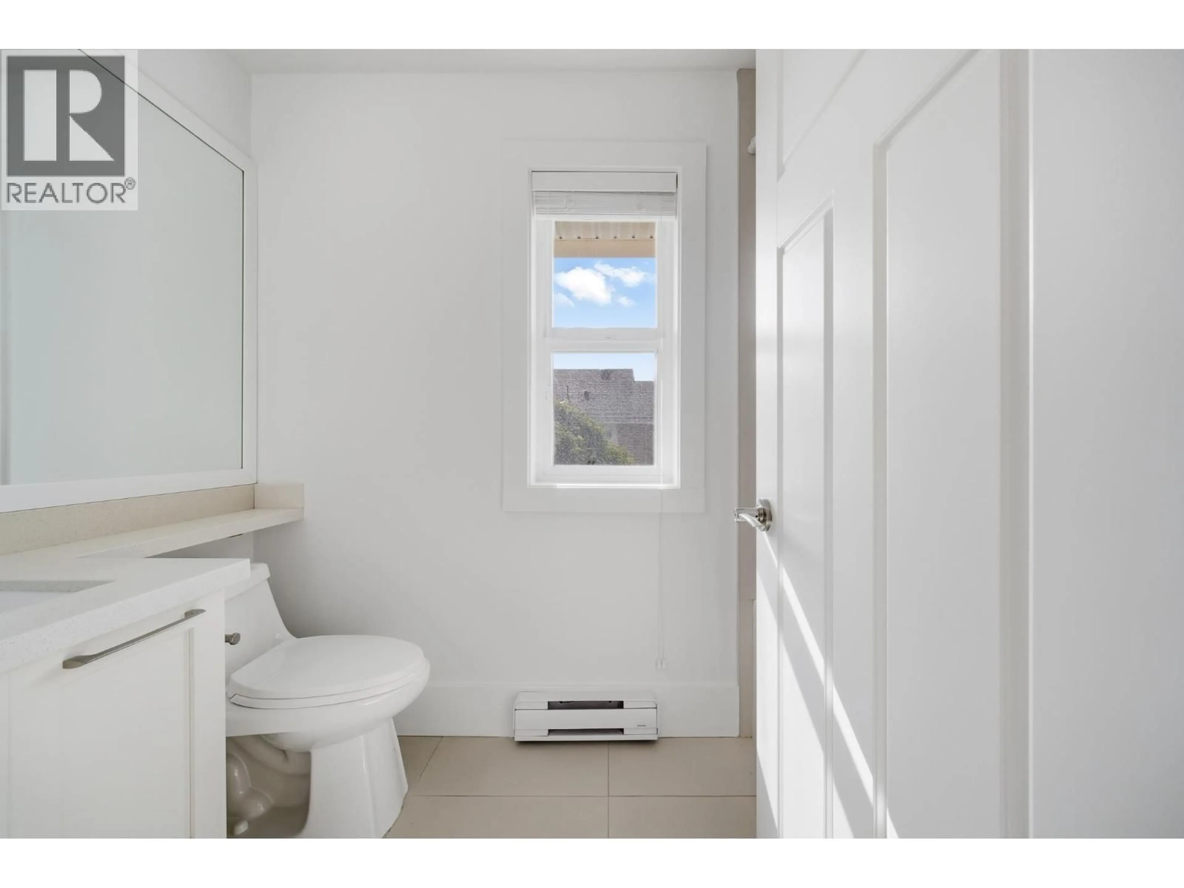 Standard bathroom, ceramic/tile floor for 66 - 12161 237 STREET, Maple Ridge British Columbia V4R0E7