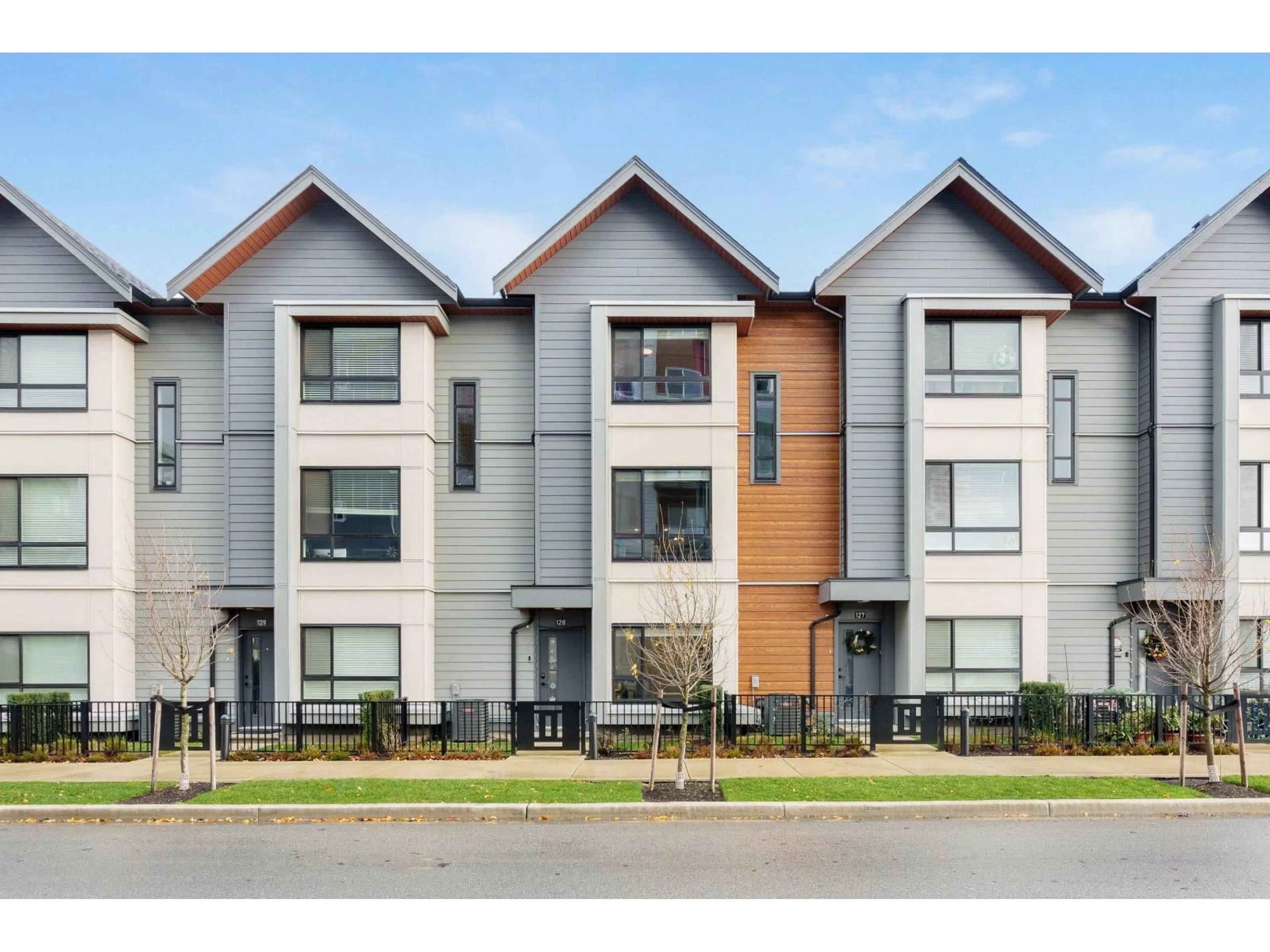 Unknown for 128 - 30530 CARDINAL AVENUE, Abbotsford British Columbia V2T0L5