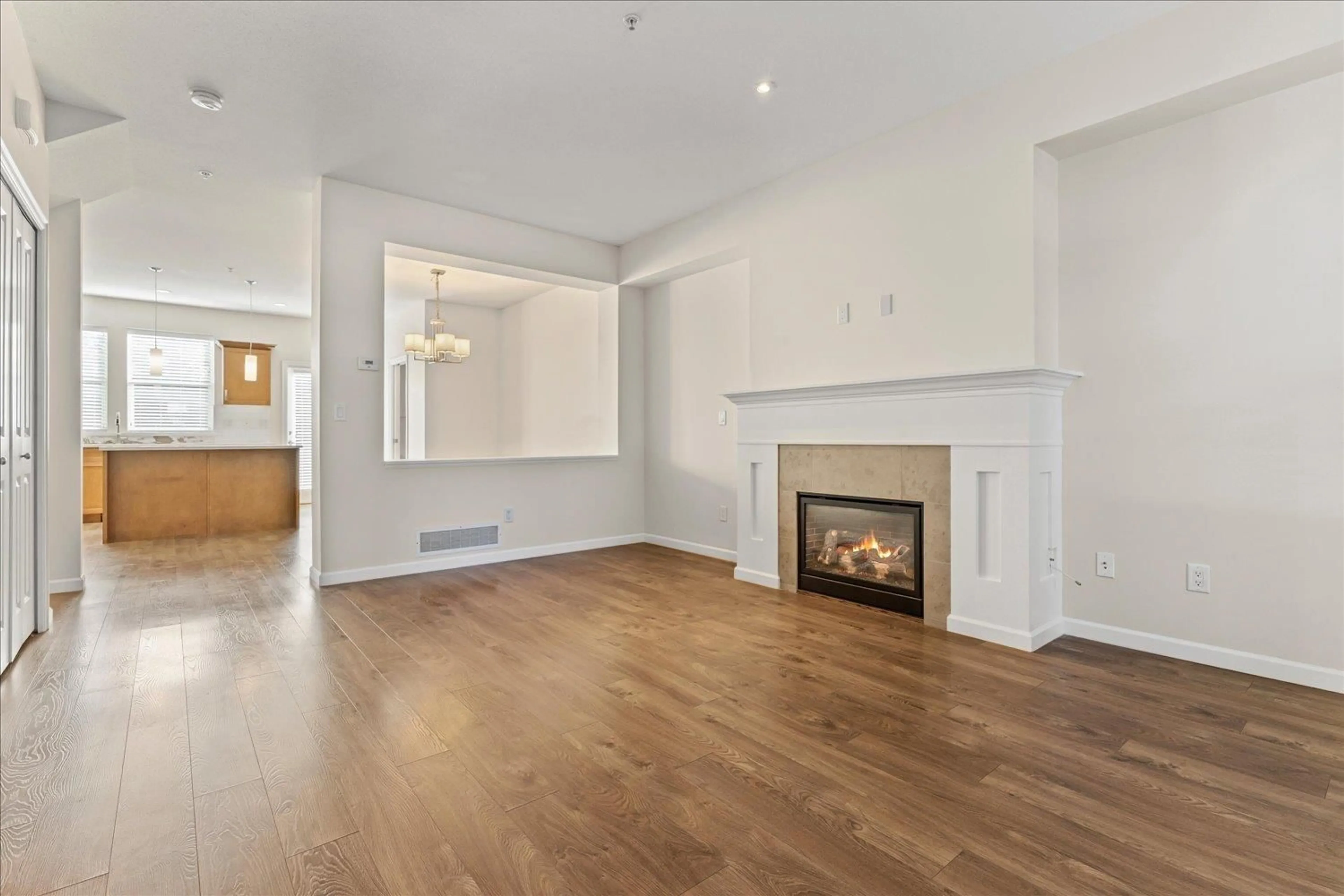 A pic of a room for 6834 208 STREET, Langley British Columbia V2Y0M3