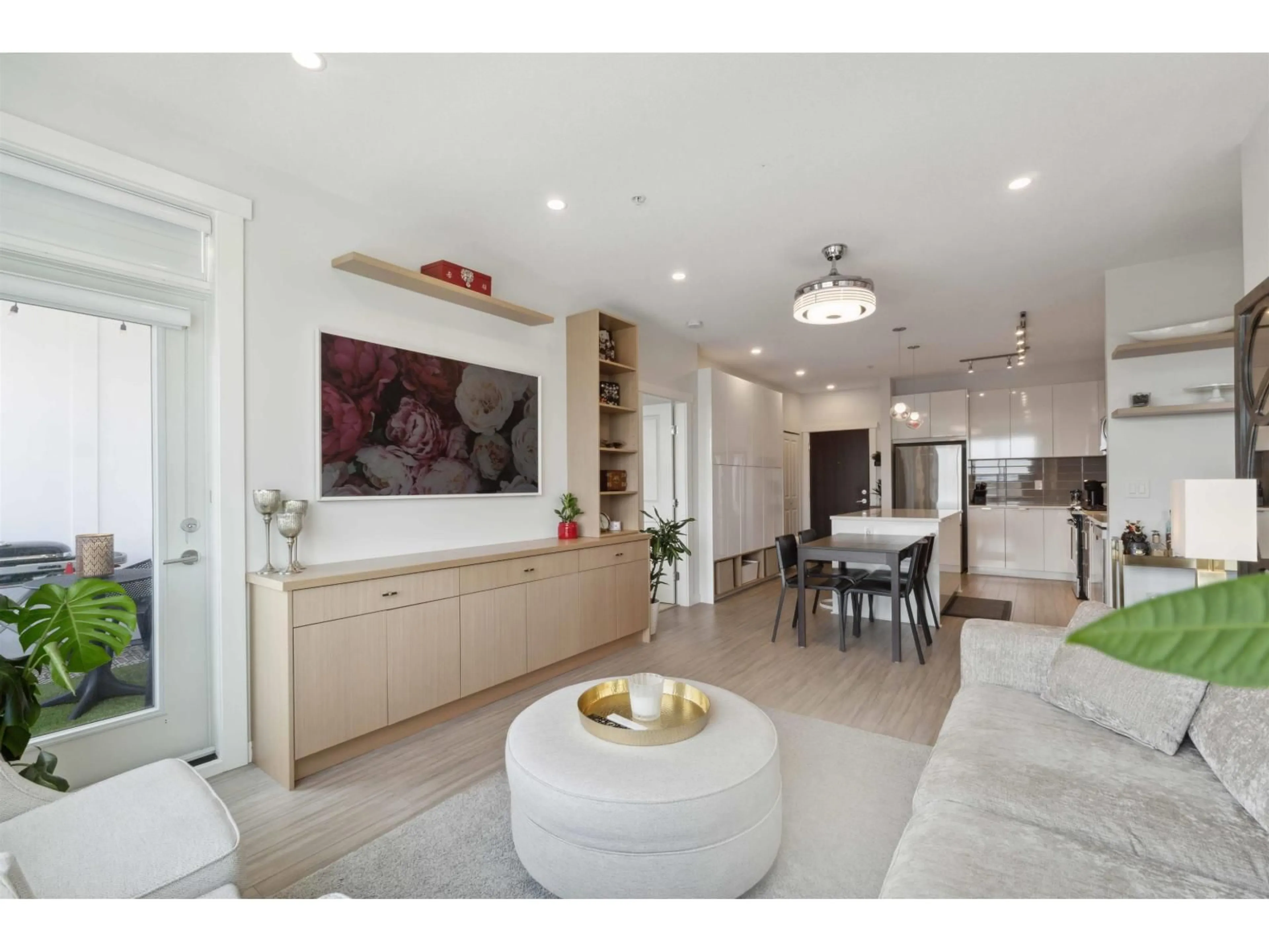 Living room with furniture, unknown for C520 - 8150 207 STREET, Langley British Columbia V2Y4J4