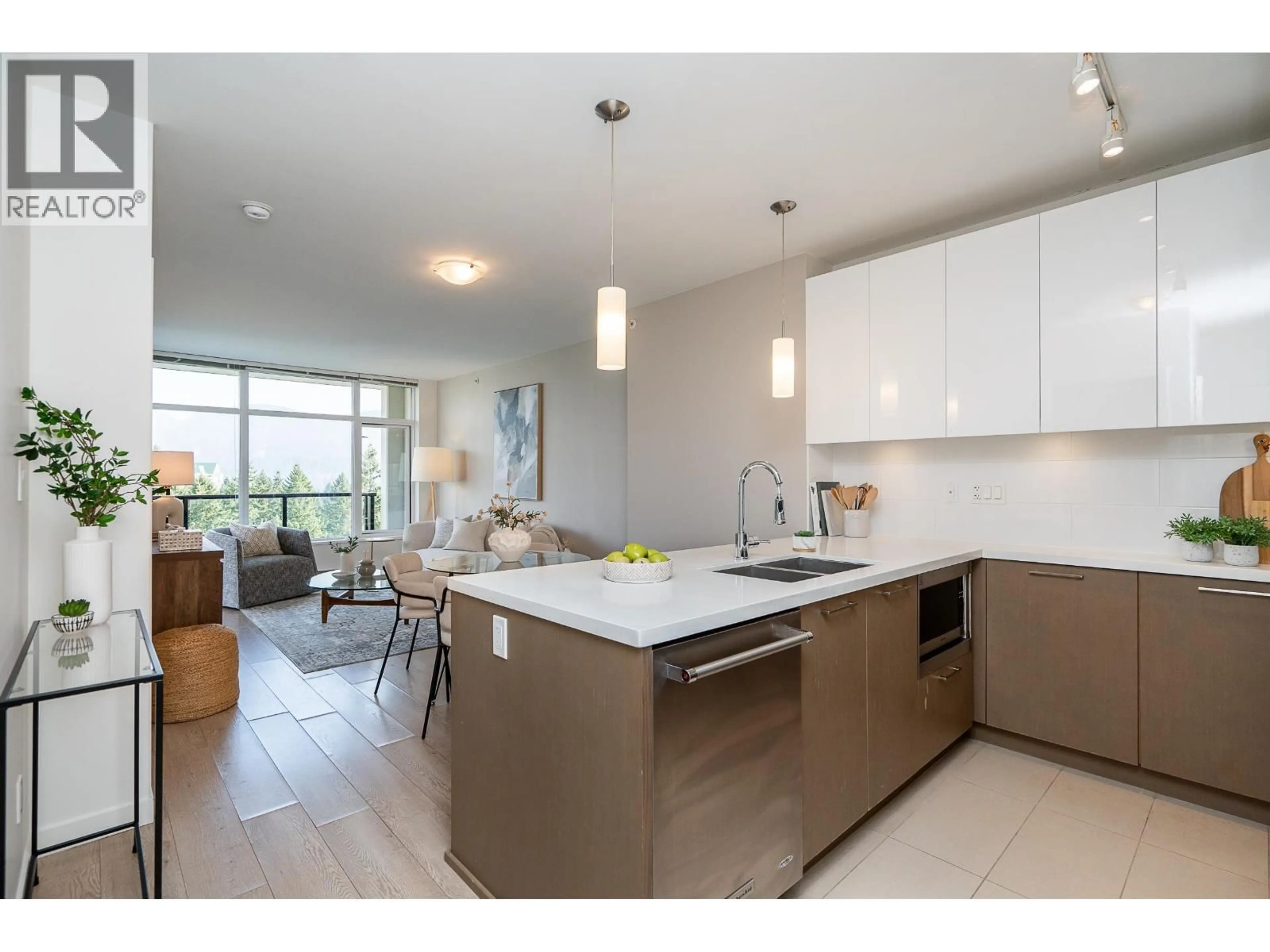 Open concept kitchen, unknown for 2209 - 3080 LINCOLN AVENUE, Coquitlam British Columbia V3B0L9