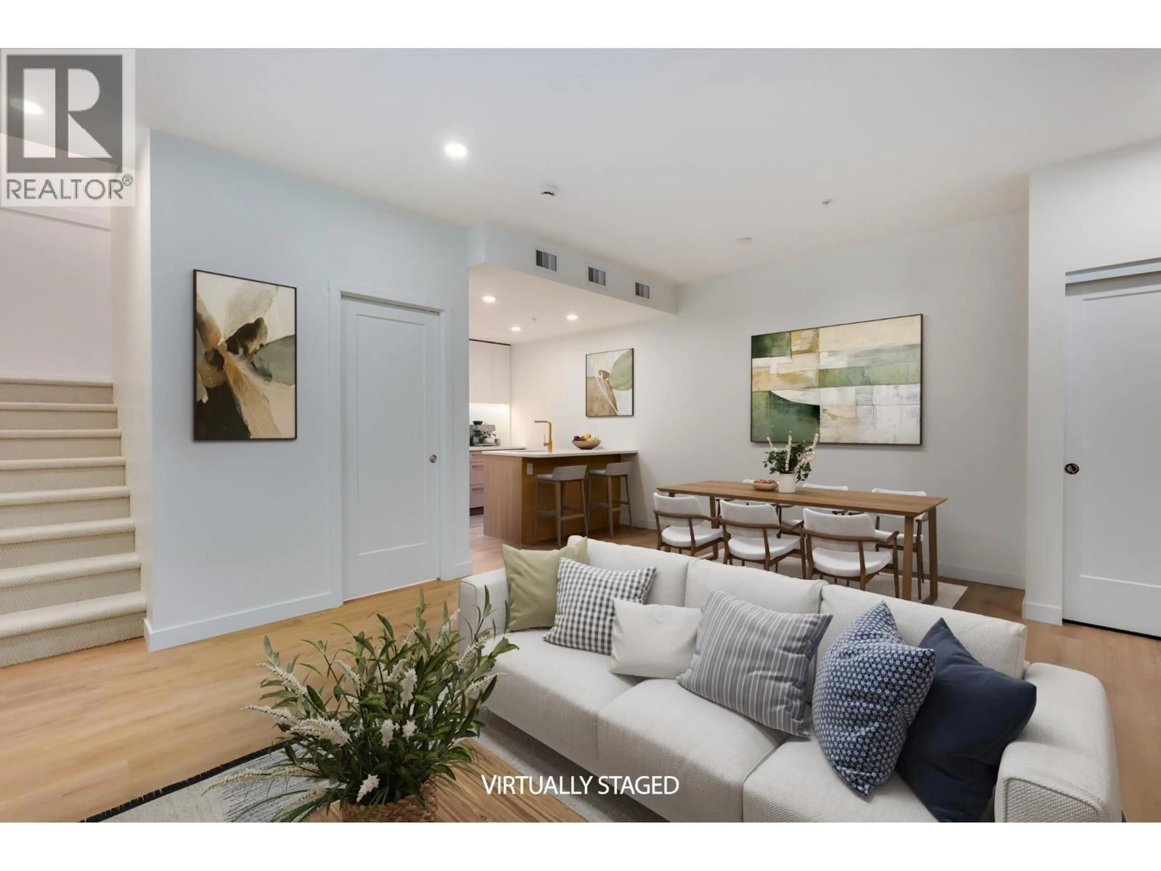 Unknown for 113 - 390 GUILBY STREET, Coquitlam British Columbia V3K3Y6