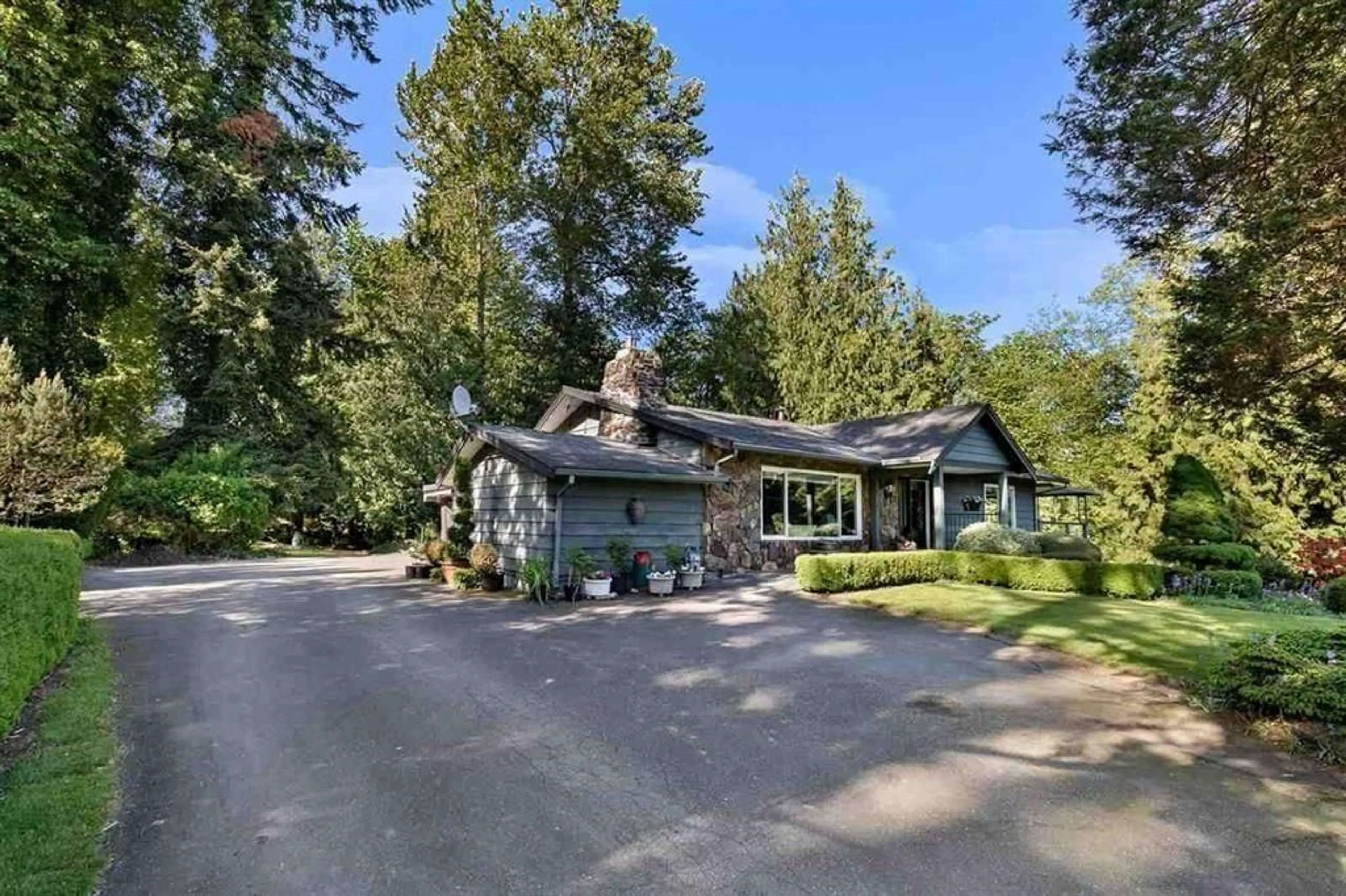 A pic from outside/outdoor area/front of a property/back of a property/a pic from drone, unknown for 26275 24 AVENUE, Langley British Columbia V4W2V4