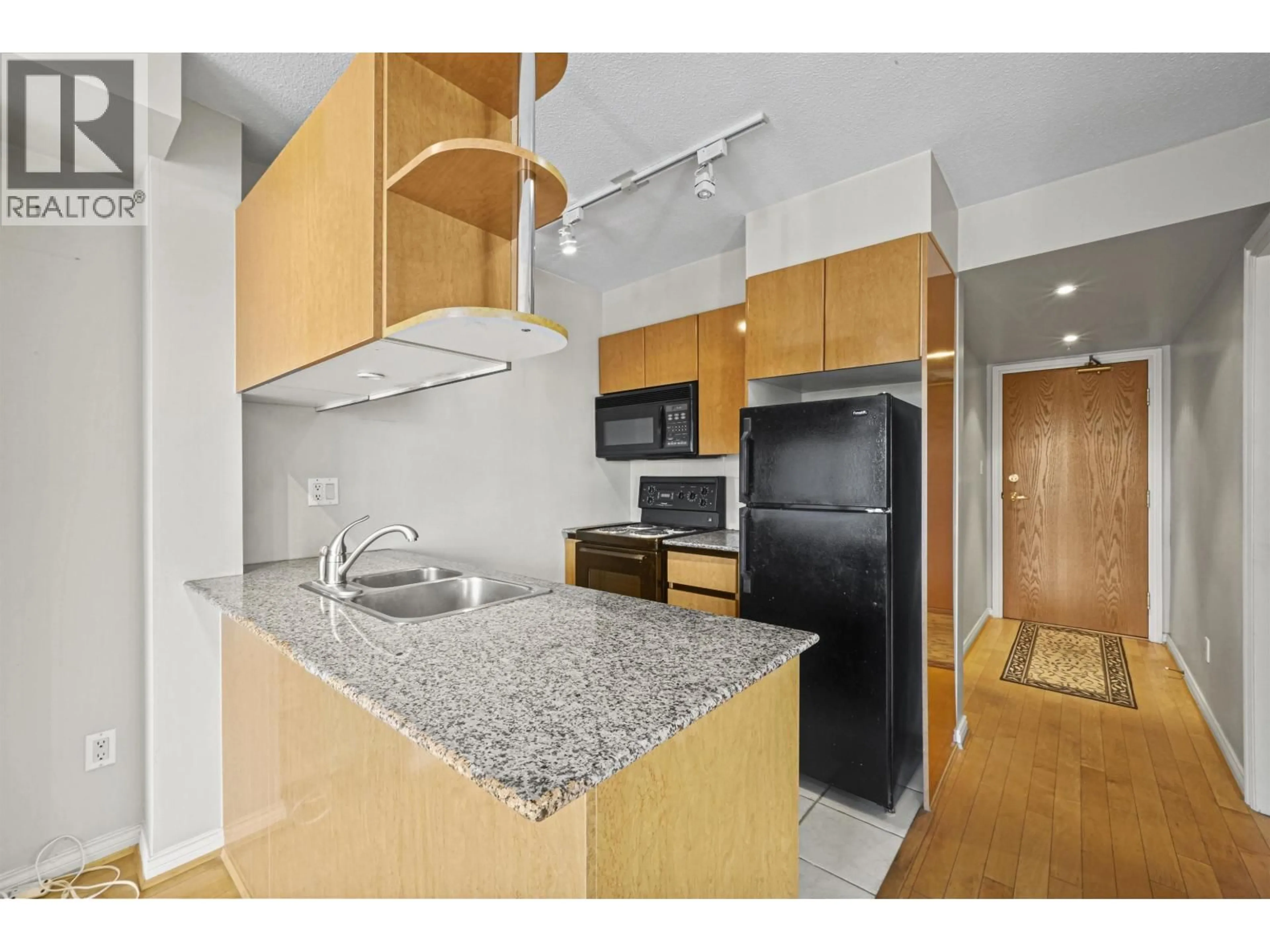 Standard kitchen, unknown for 1804 - 1189 HOWE STREET, Vancouver British Columbia V6Z2X4