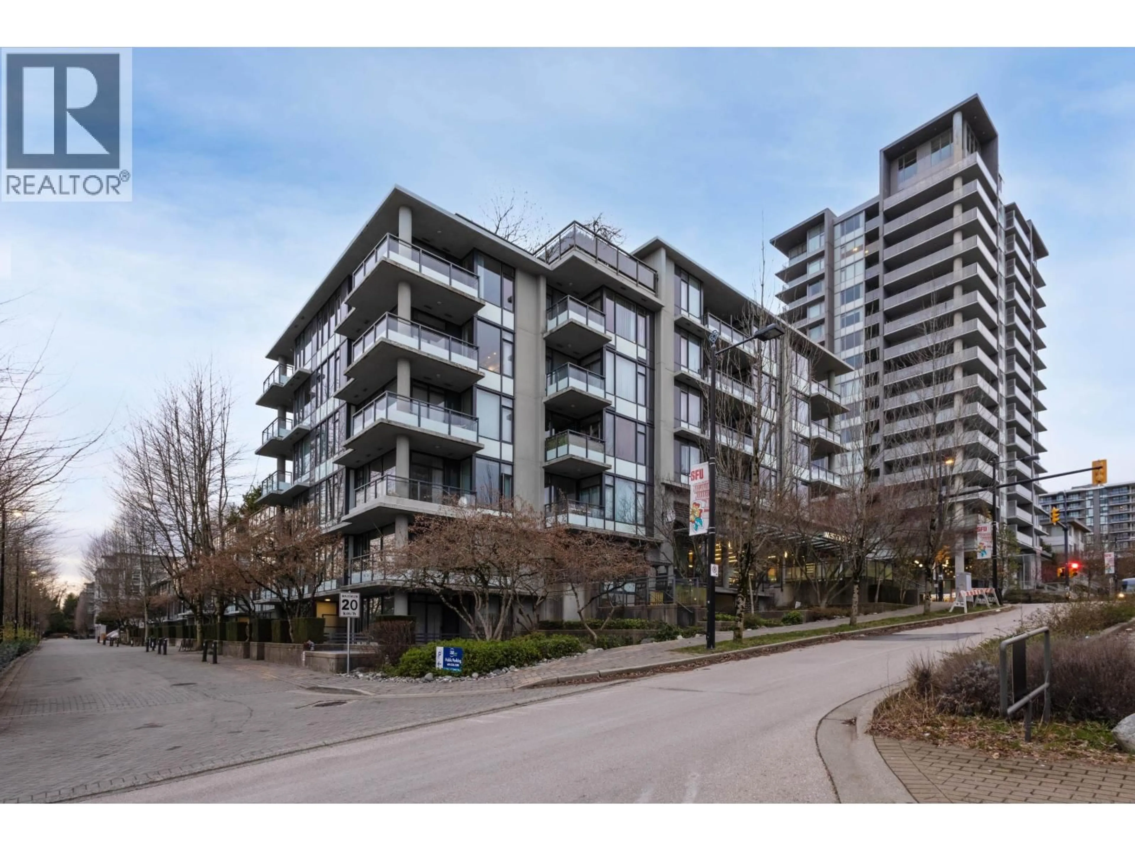 A pic from outside/outdoor area/front of a property/back of a property/a pic from drone, street for 425 - 9009 CORNERSTONE MEWS, Burnaby British Columbia V5A0B9