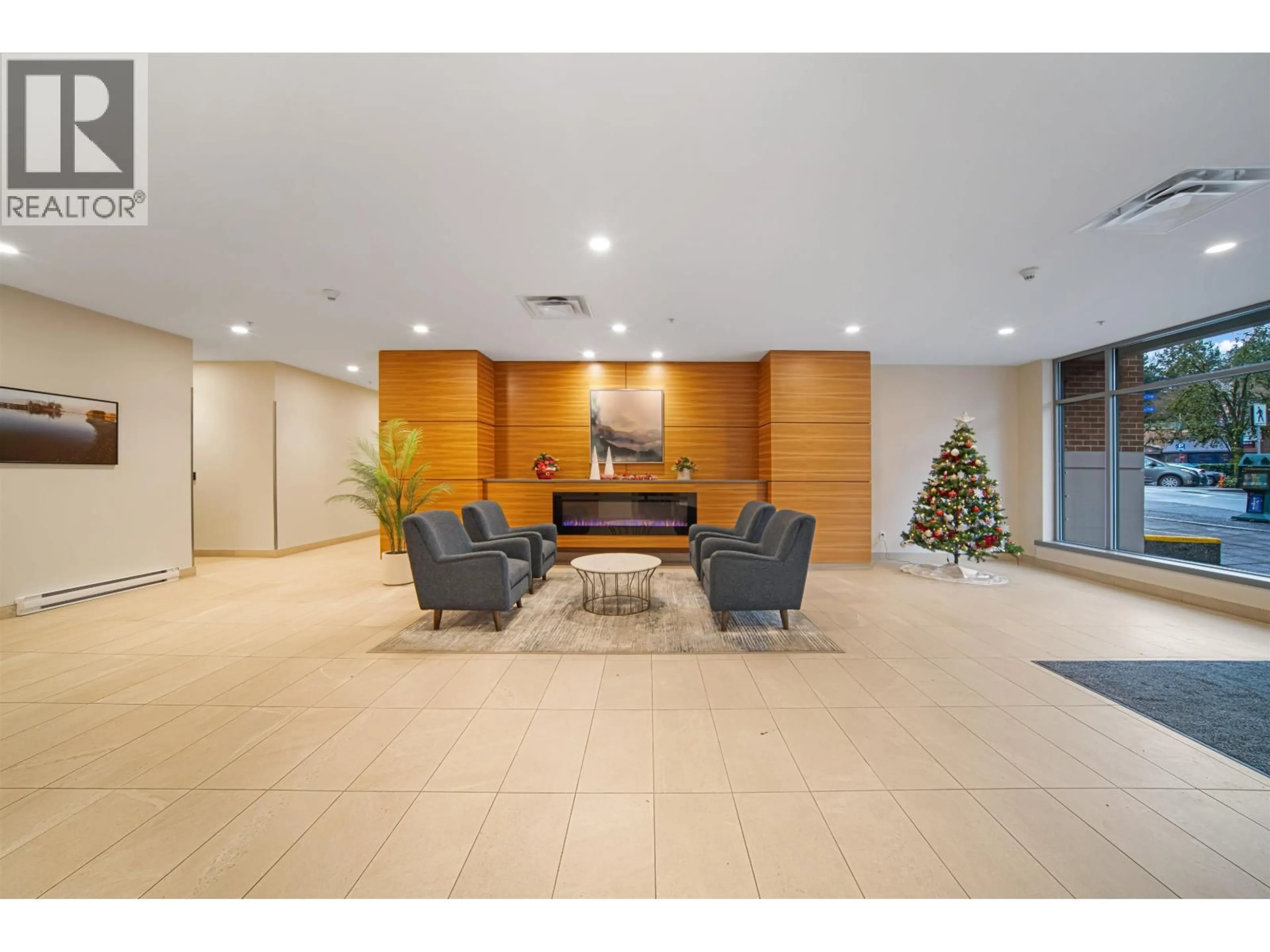 Lobby for 321 - 225 NEWPORT DRIVE, Port Moody British Columbia V3H5C7