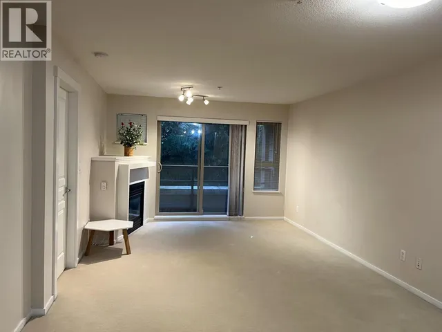409 - 9319 UNIVERSITY CRESCENT, Burnaby 2