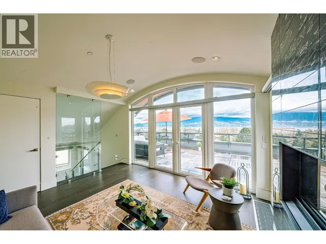 4350 LOCARNO CRESCENT, Vancouver 2