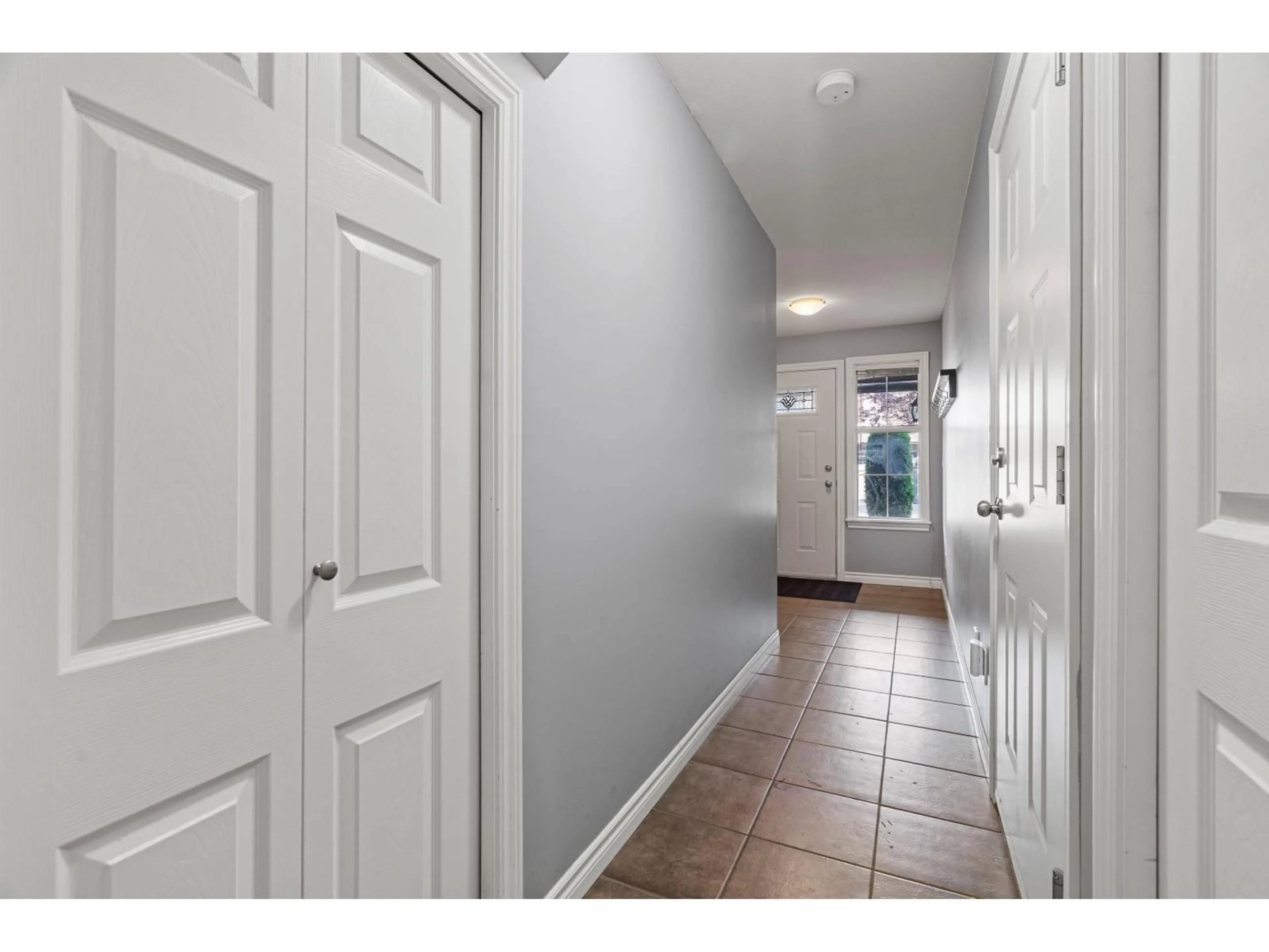 Indoor entryway for 7 - 5900 JINKERSON ROAD, Chilliwack British Columbia V2R0B2