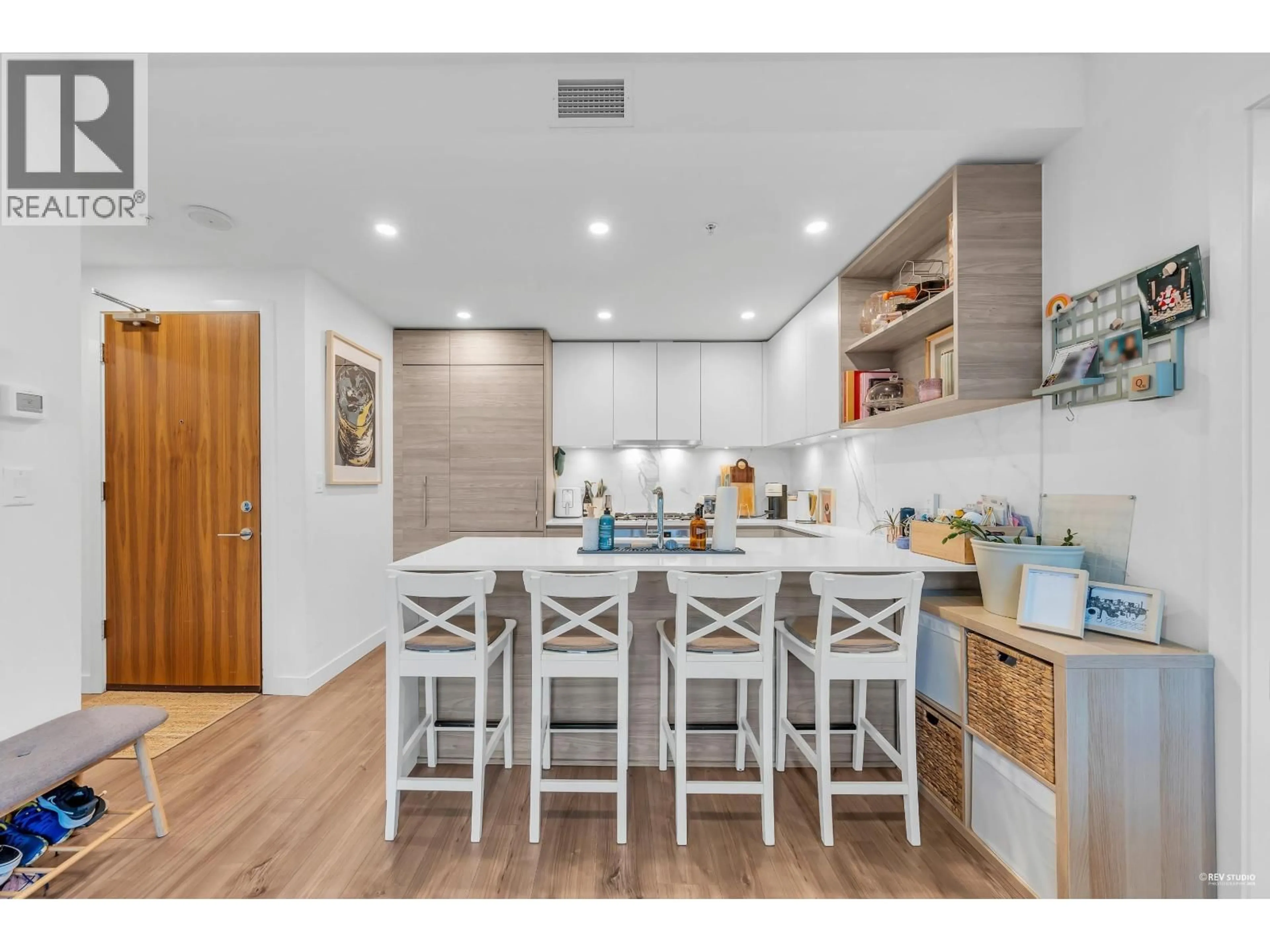 Open concept kitchen, wood/laminate floor for 1706 - 595 AUSTIN AVENUE, Coquitlam British Columbia V3K0G7