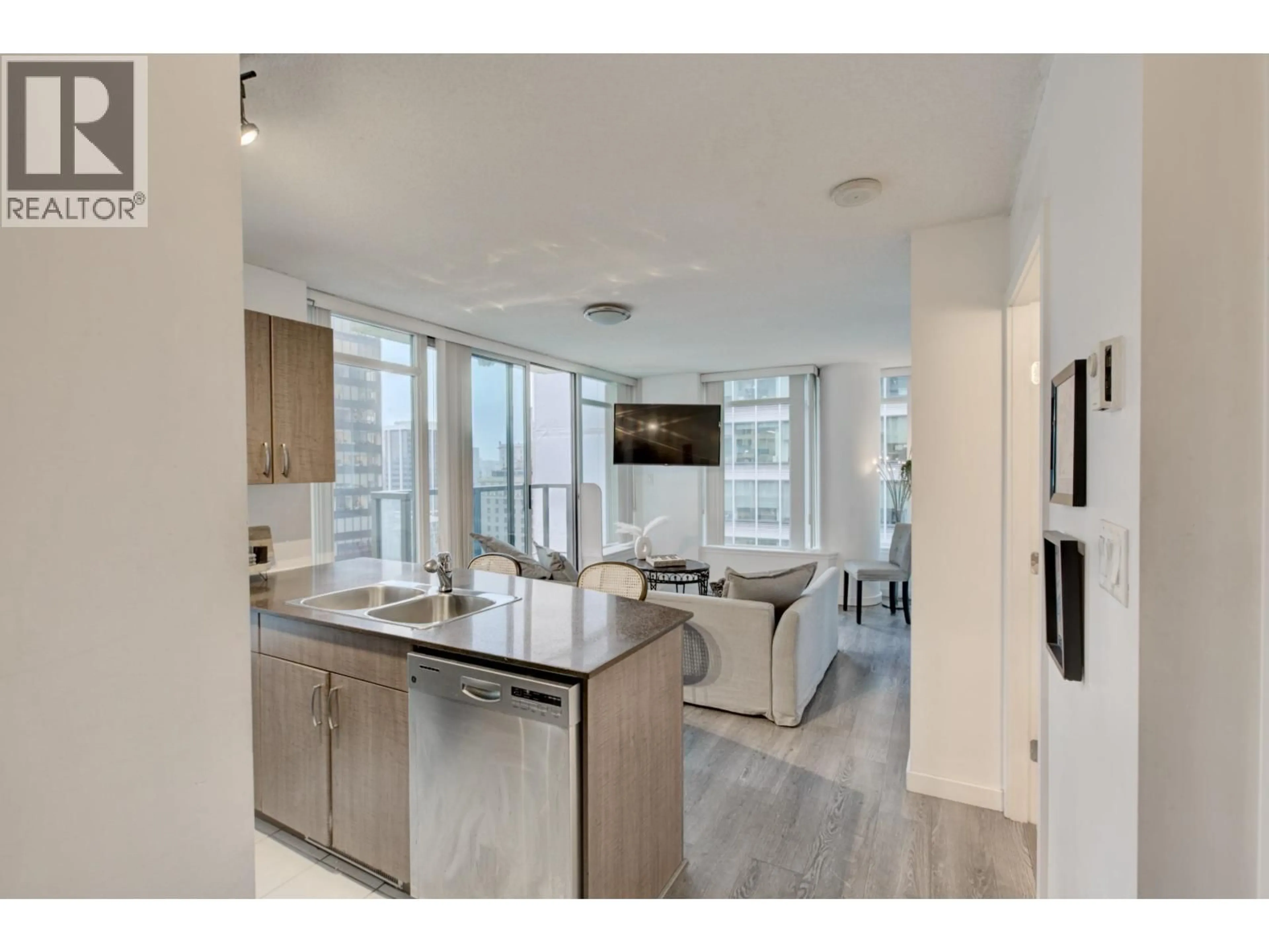 Open concept kitchen, unknown for 1505 - 610 GRANVILLE STREET, Vancouver British Columbia V6C3T3