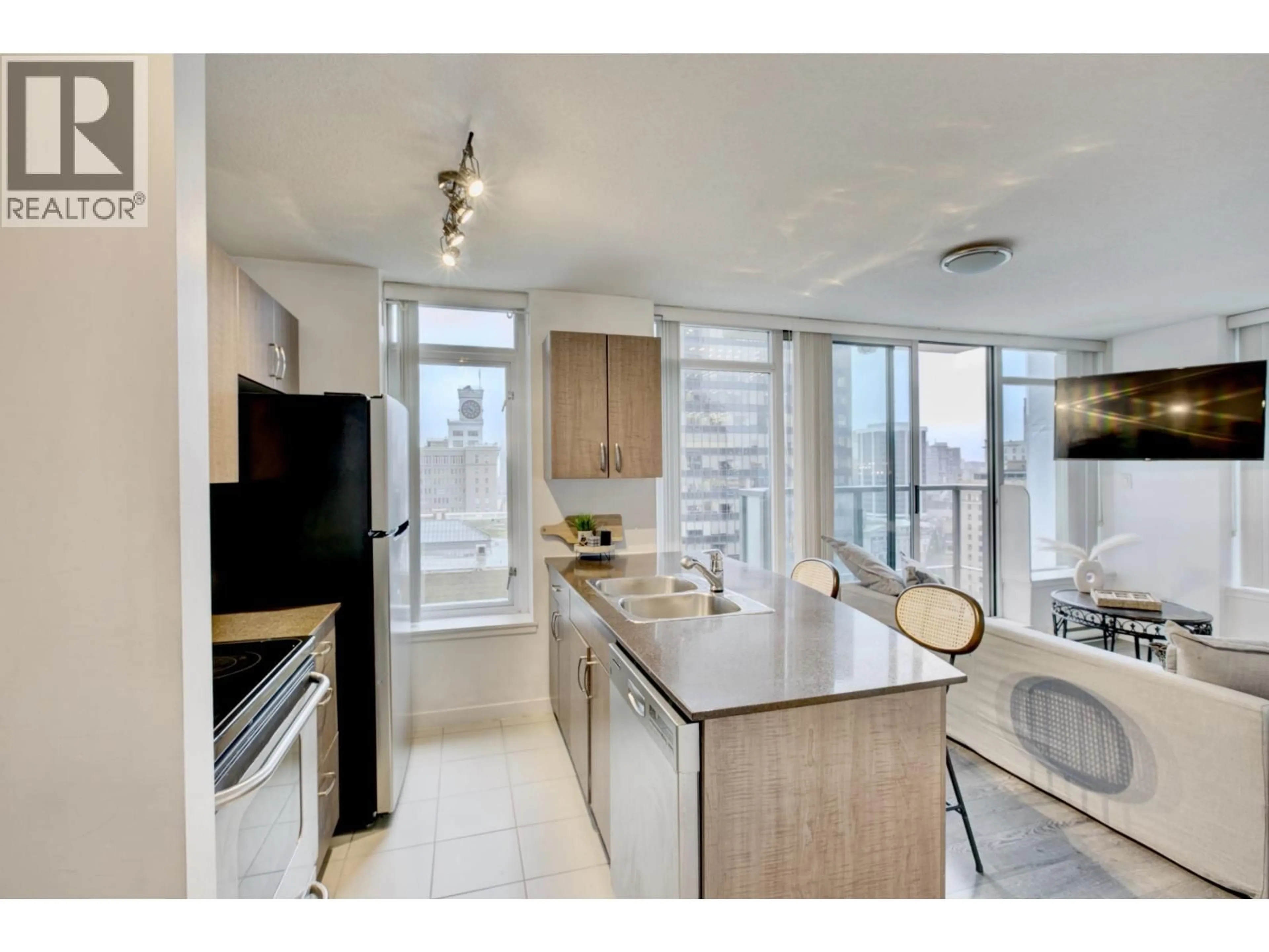 Unknown for 1505 - 610 GRANVILLE STREET, Vancouver British Columbia V6C3T3