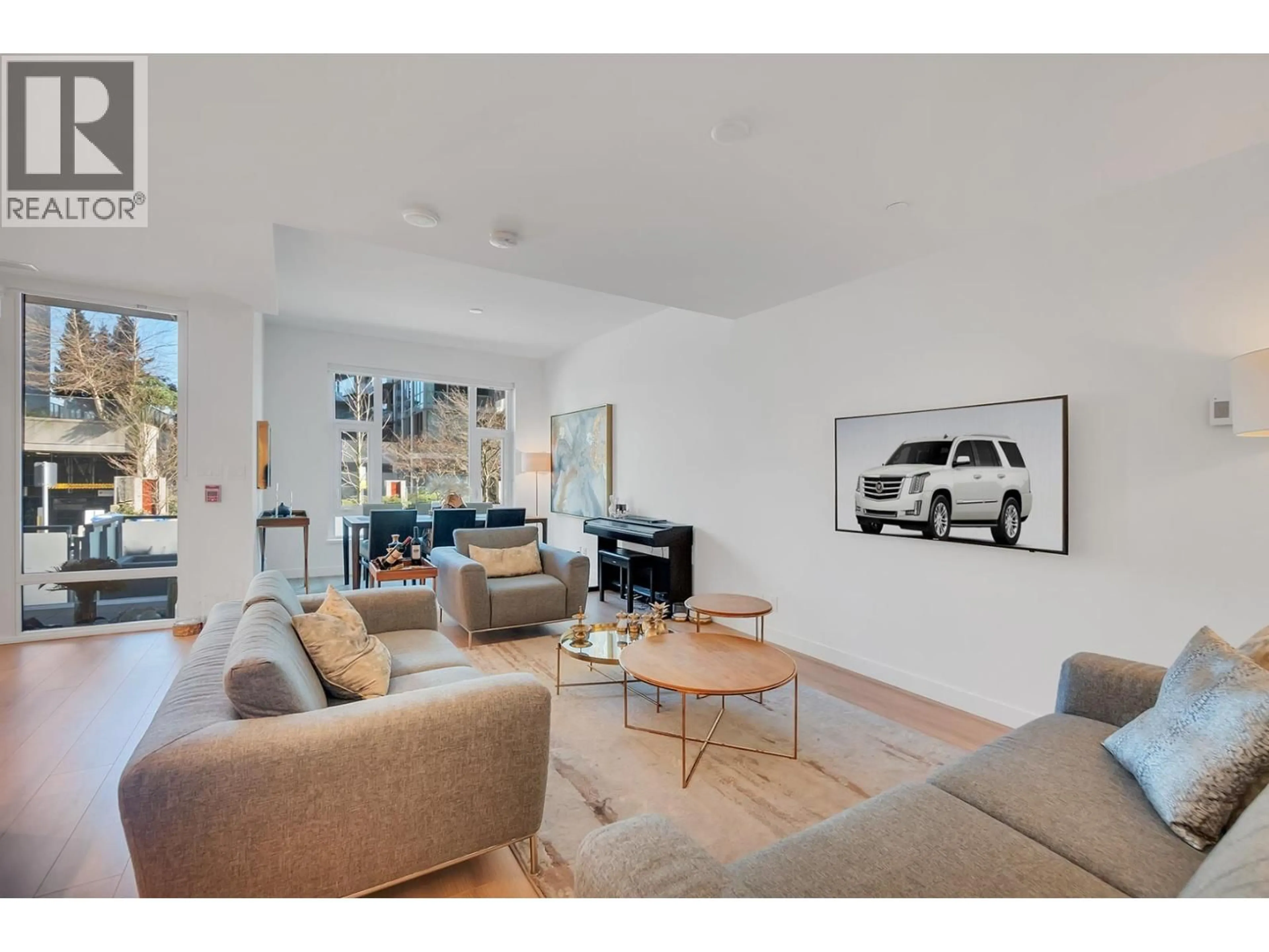 Living room with furniture, unknown for 107 - 1500 FERN STREET, North Vancouver British Columbia V7J0E6