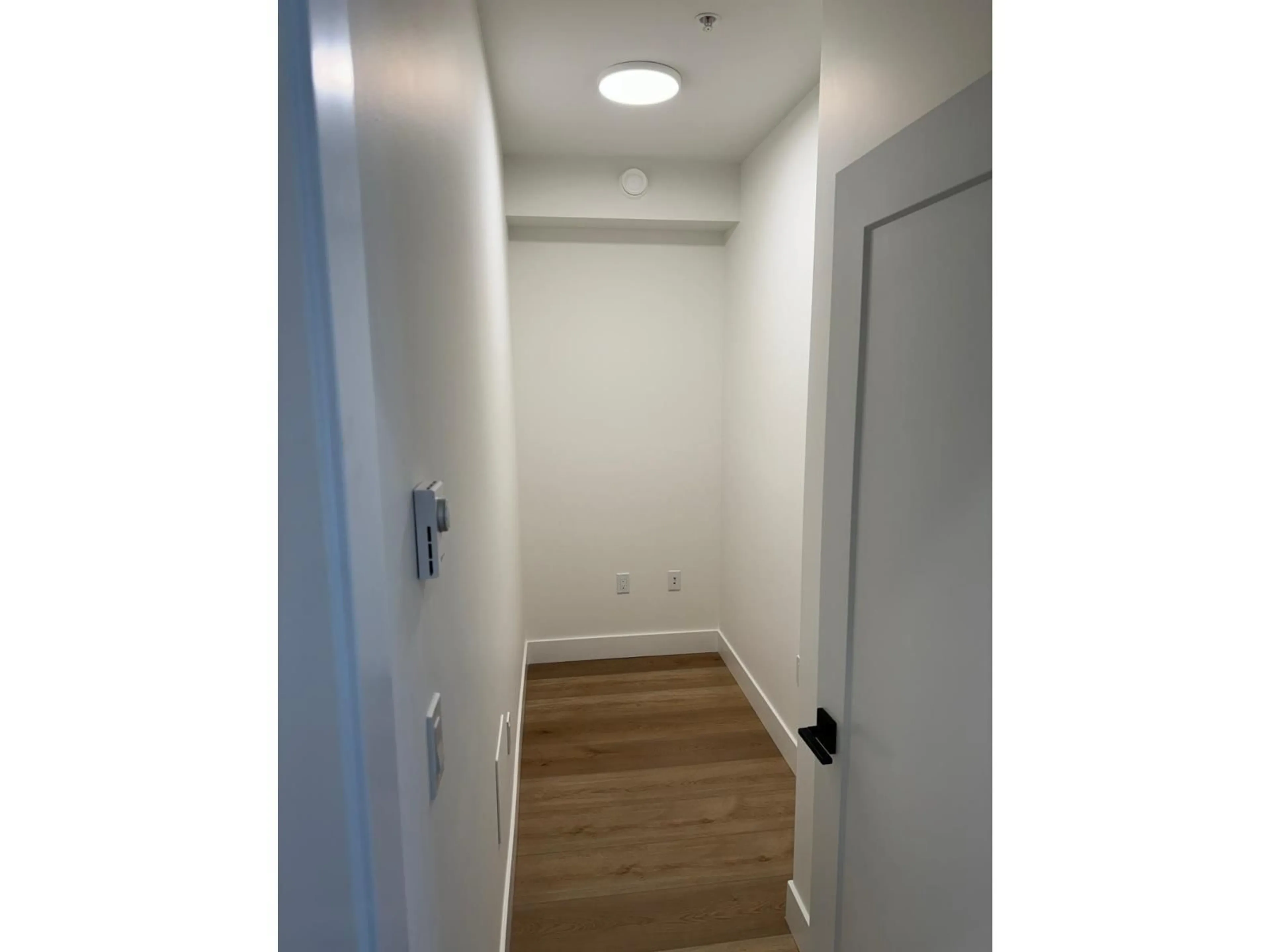 A pic of a room for 207 - 20282 72B AVENUE, Langley British Columbia V2Y3X3