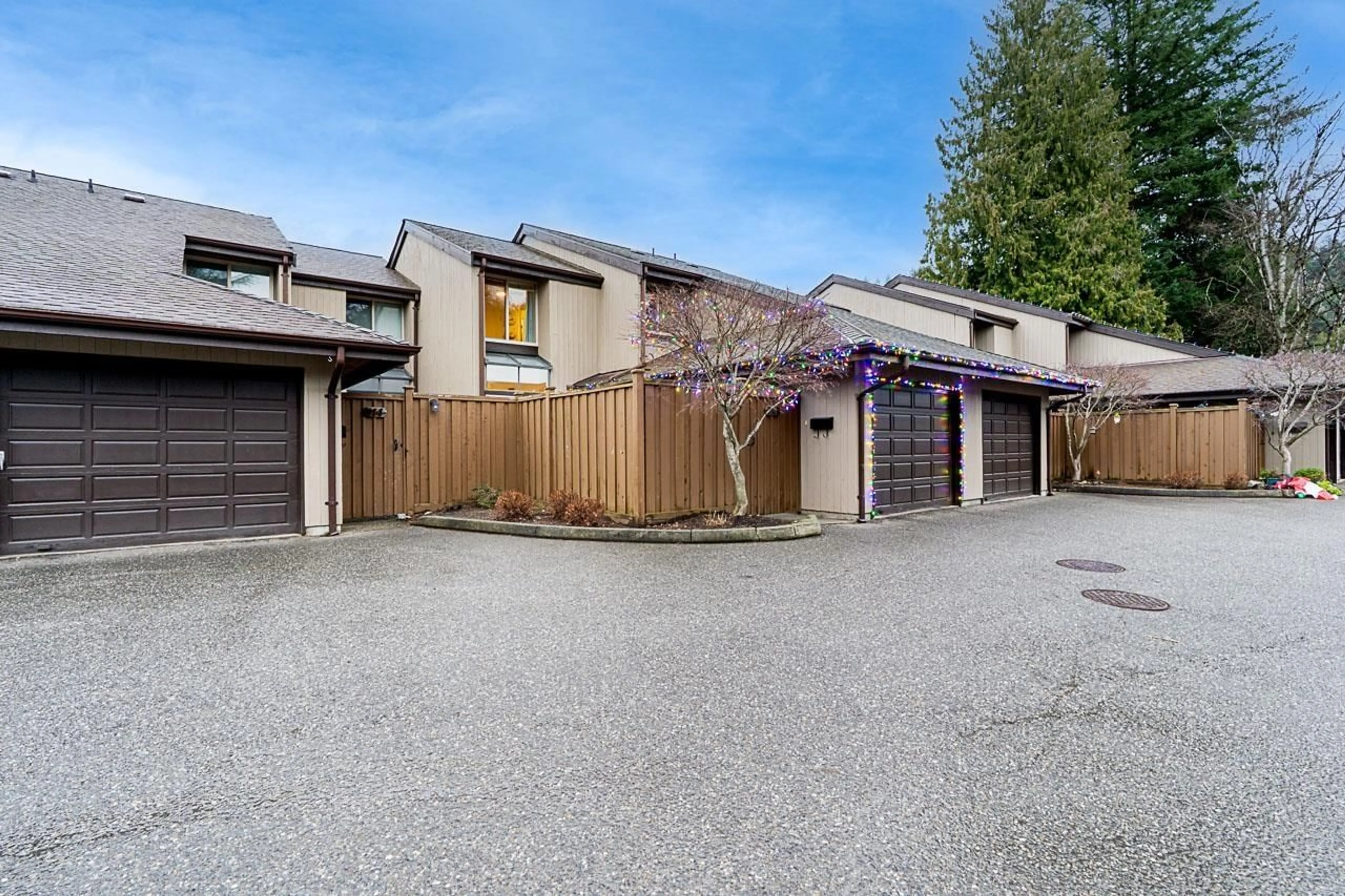 Unknown for 115 - 2533 MARCET COURT, Abbotsford British Columbia V3G2E6